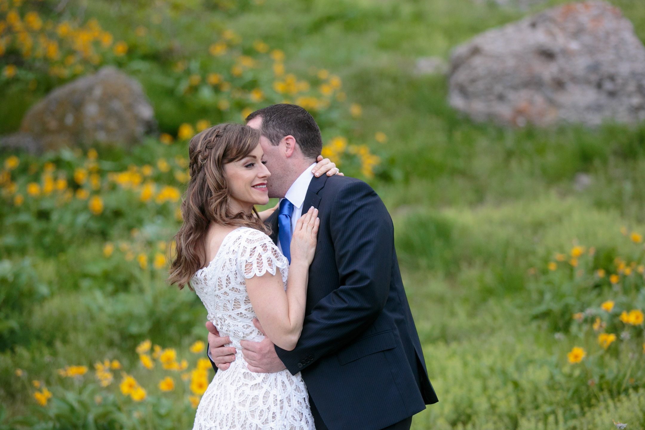EK-Studios-Utah-Wedding-Photographers-Salt-Lake-City-Photographer-Bridals-wild-flowers-city-overlook-sunset012-Blog