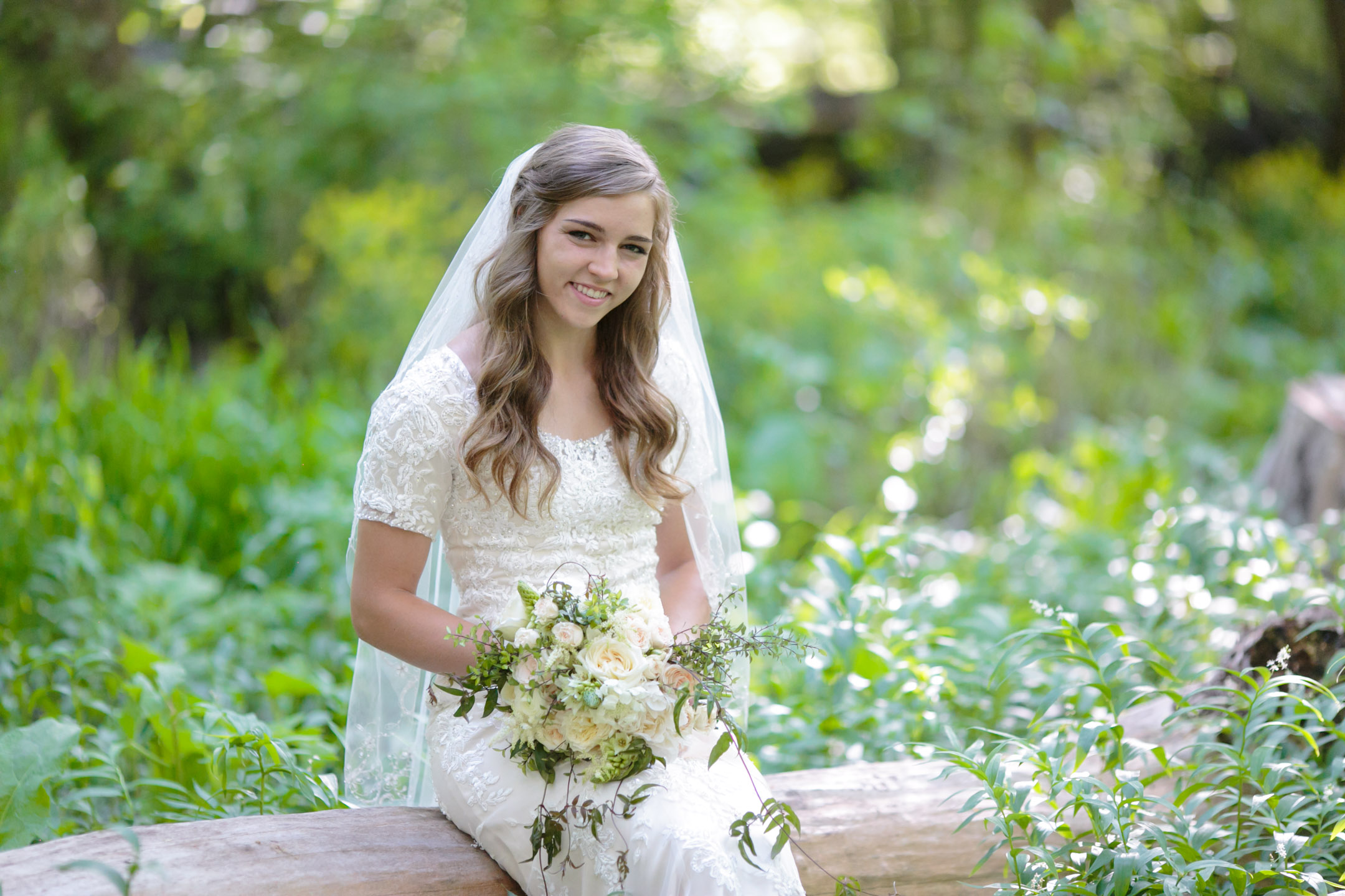 EK-Studios-Utah-Wedding-Photographers-Provo-wedding-photographer-Bridals-in-a-grove005-Blog