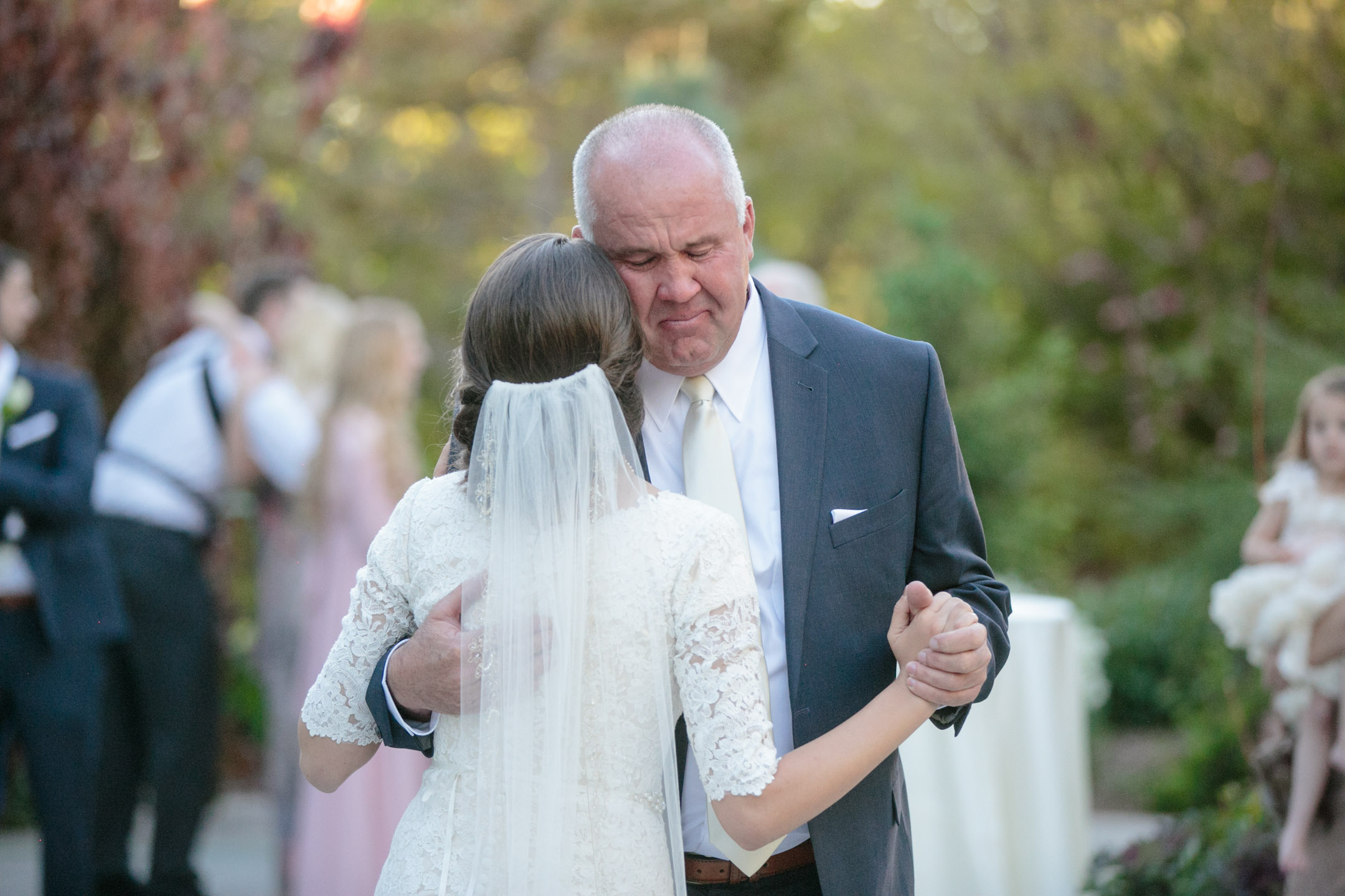 EK-Studios-Utah-Wedding-Photographers-Salt-Lake-Temple-Wedding-Photography-Red-Butte-Garden-Wedding-Reception-utah074-Blog