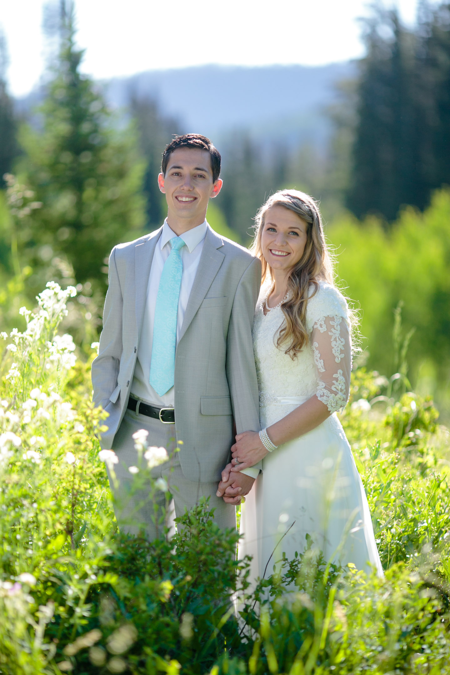EK-Studios-Utah-Wedding-Photographers-Bridals-wildflowers-mountians-utah003-Blog