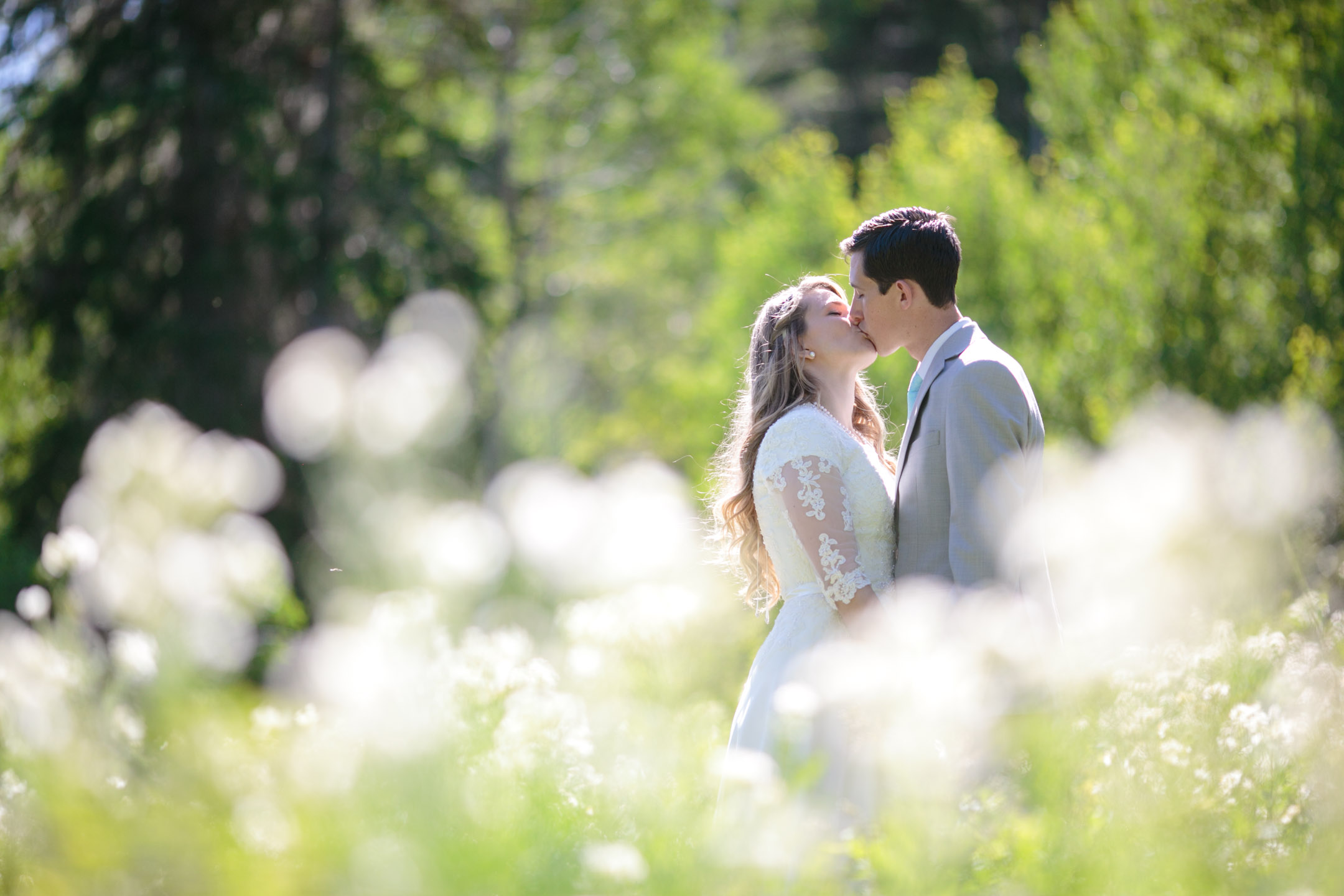 EK-Studios-Utah-Wedding-Photographers-Bridals-wildflowers-mountians-utah004-Blog