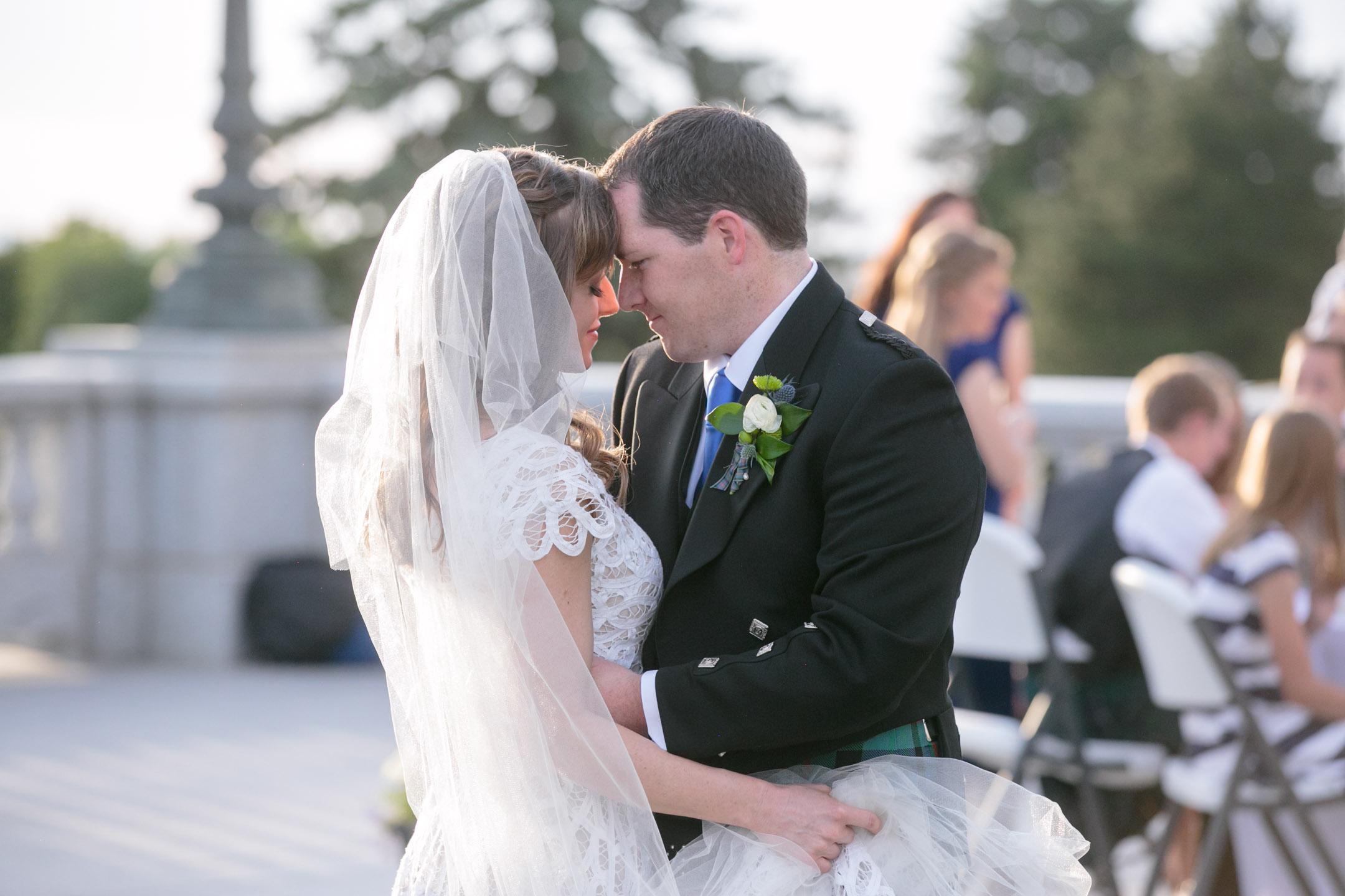 EK-Studios-Utah-Wedding-Photographers-Salt-lake-temple-wedding-reception-utah-state-capitol-building-photography041-Blog