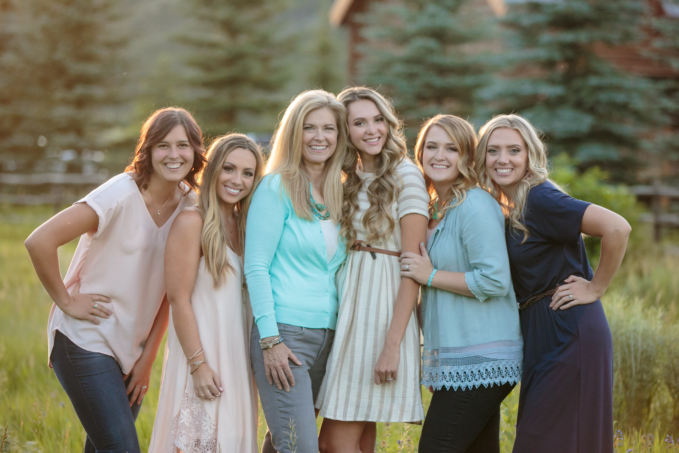 EK-Studios-Utah-Wedding-Photographers-Family-photography-in-the-mountains009-Blog