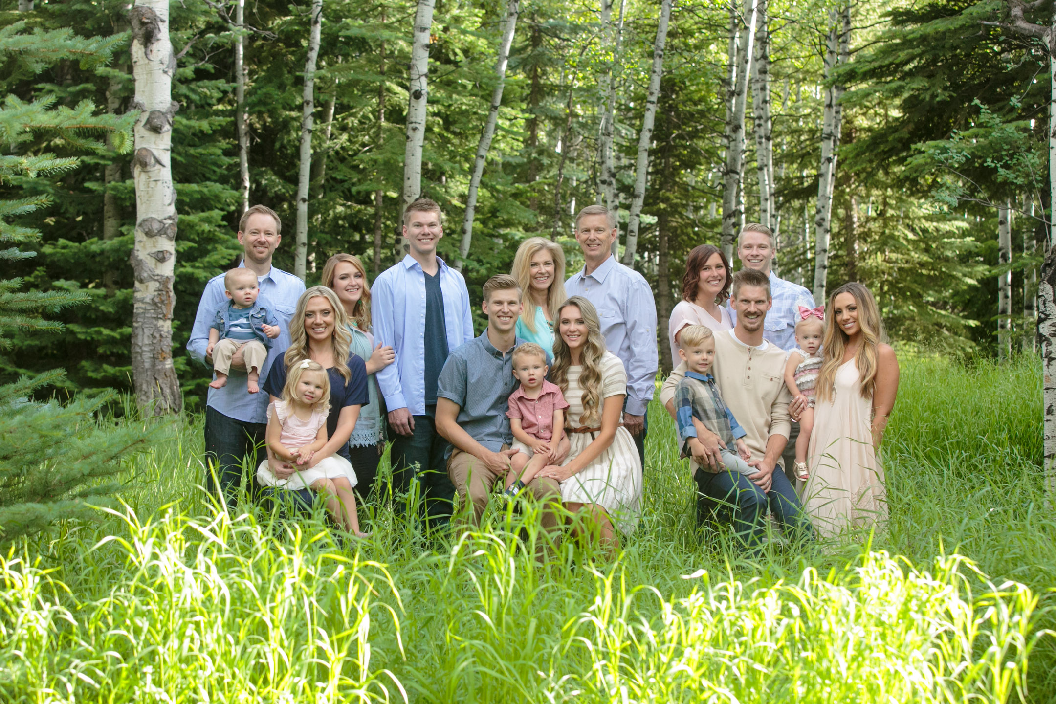 EK-Studios-Utah-Wedding-Photographers-Family-photography-in-the-mountains013-Blog