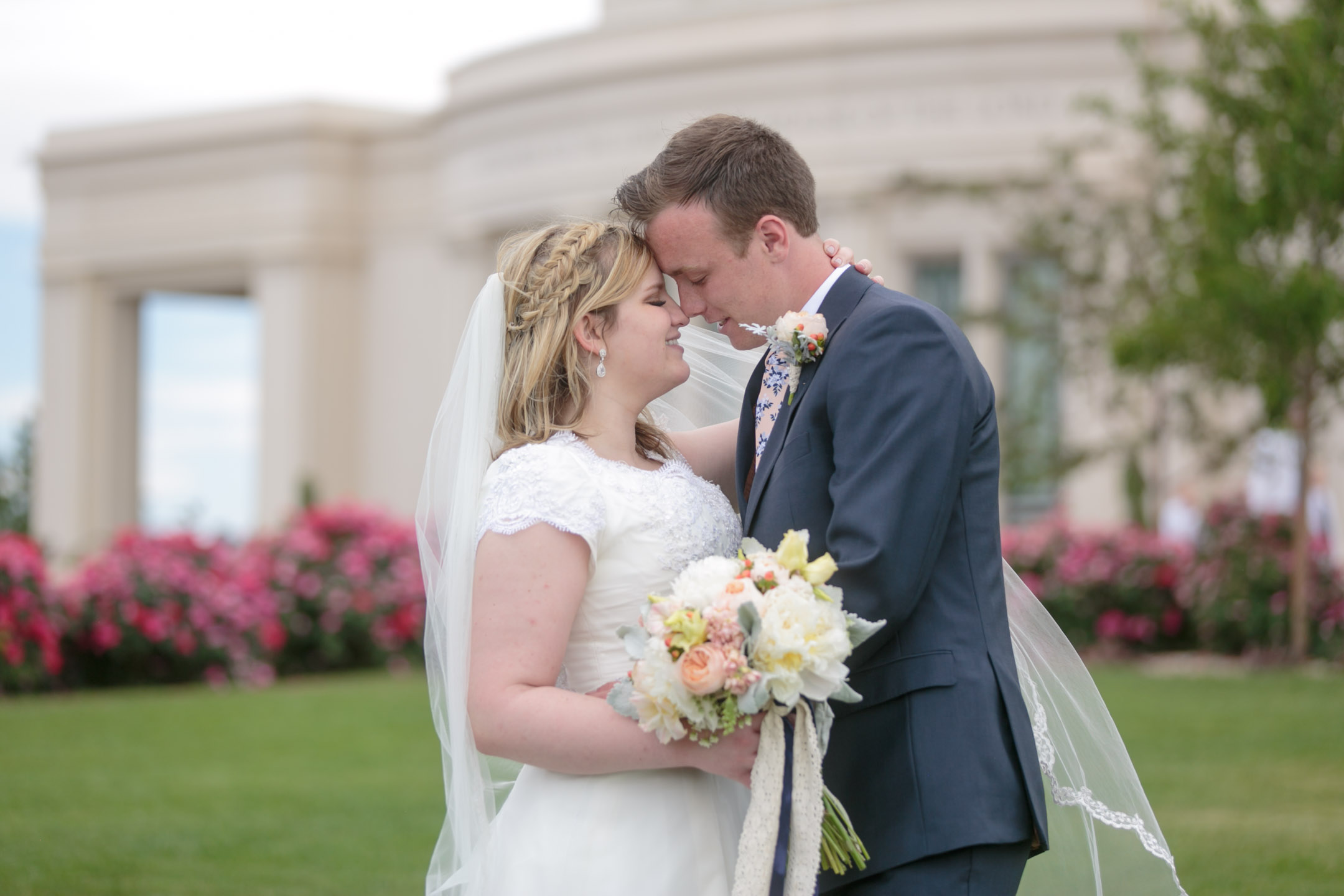 EK-Studios-Utah-Wedding-Photographers-Payson-temple-wedding-photography-utah018-Blog