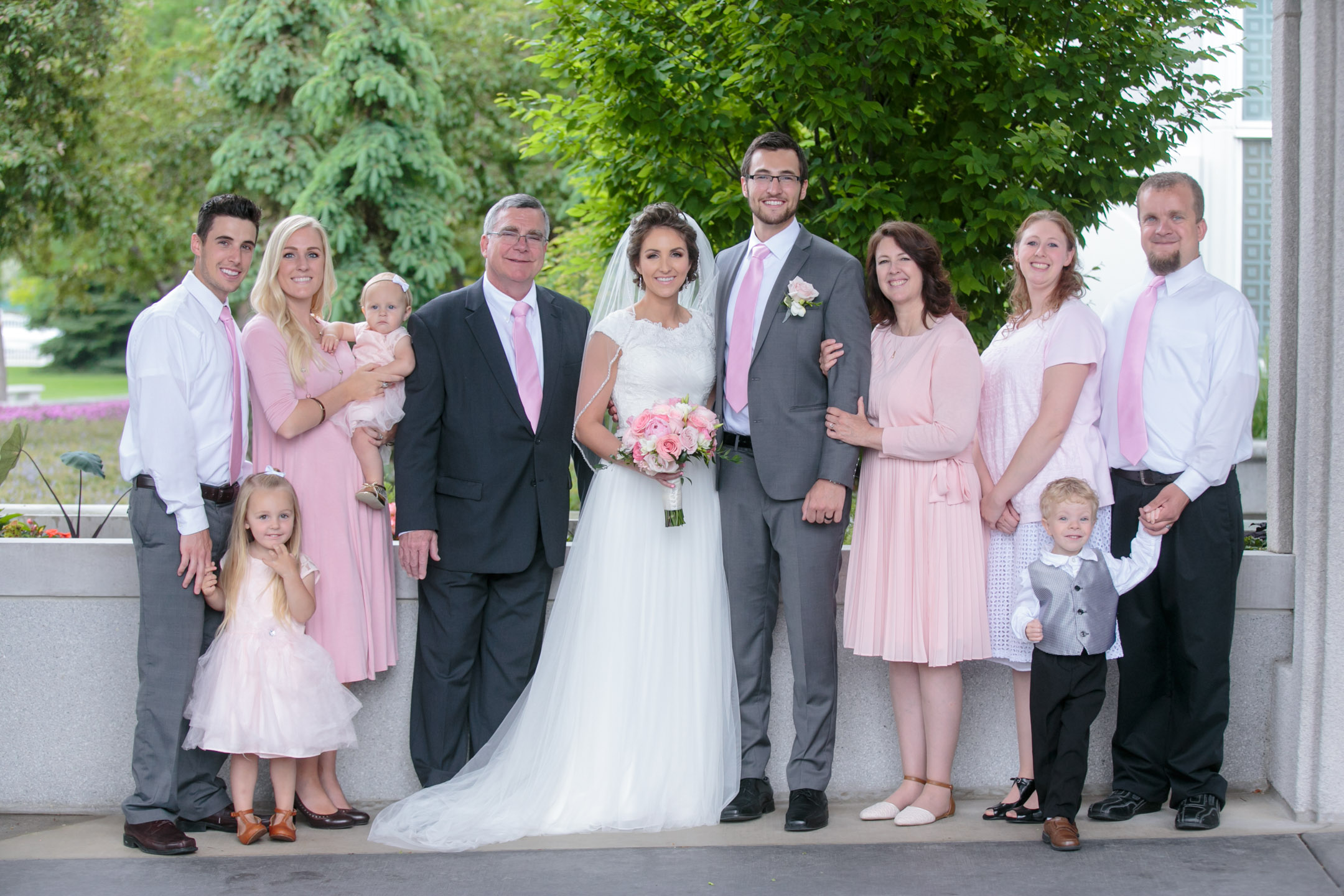 EK-Studios-Utah-Wedding-Photographers-Timpanogos-Temple-Wedding-Reception-Le-Jardin011-Blog