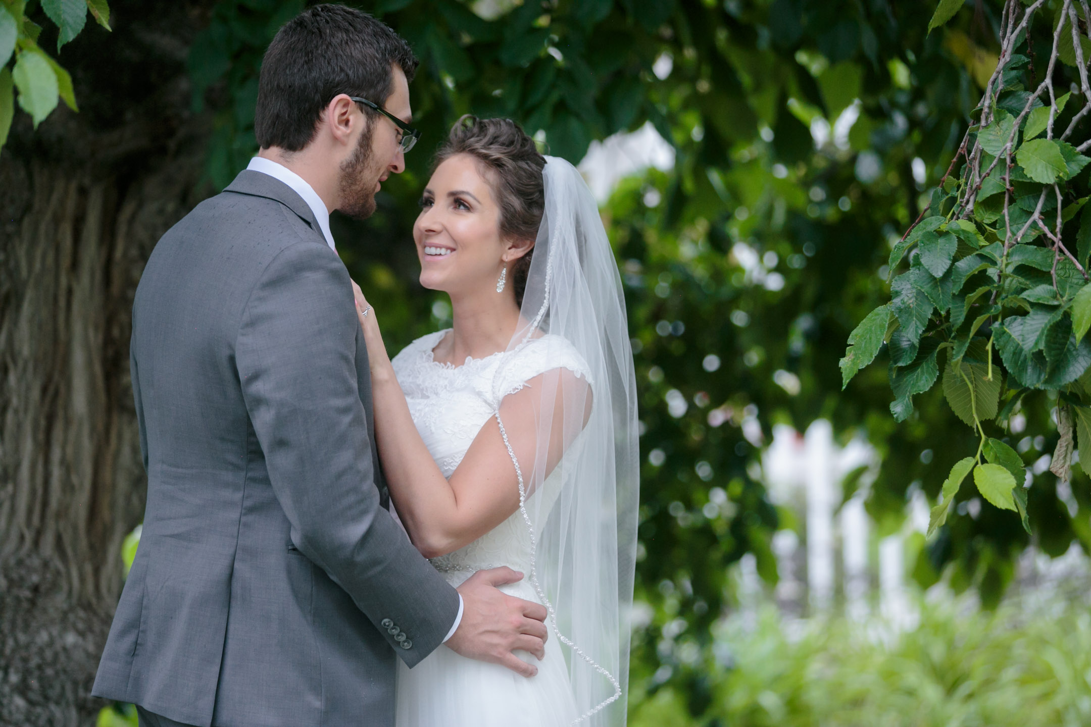 EK-Studios-Utah-Wedding-Photographers-Timpanogos-Temple-Wedding-Reception-Le-Jardin018-Blog