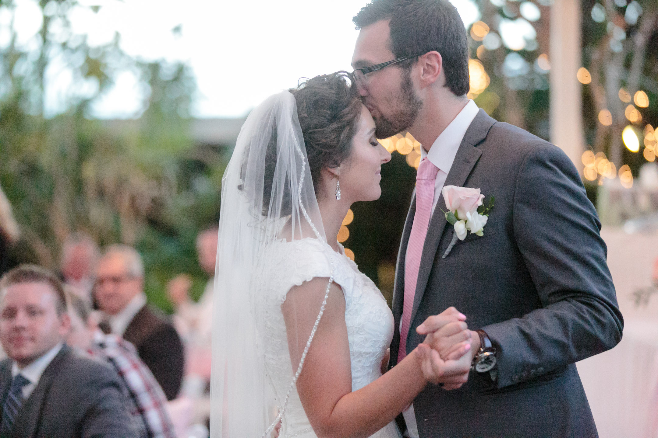 EK-Studios-Utah-Wedding-Photographers-Timpanogos-Temple-Wedding-Reception-Le-Jardin045-Blog