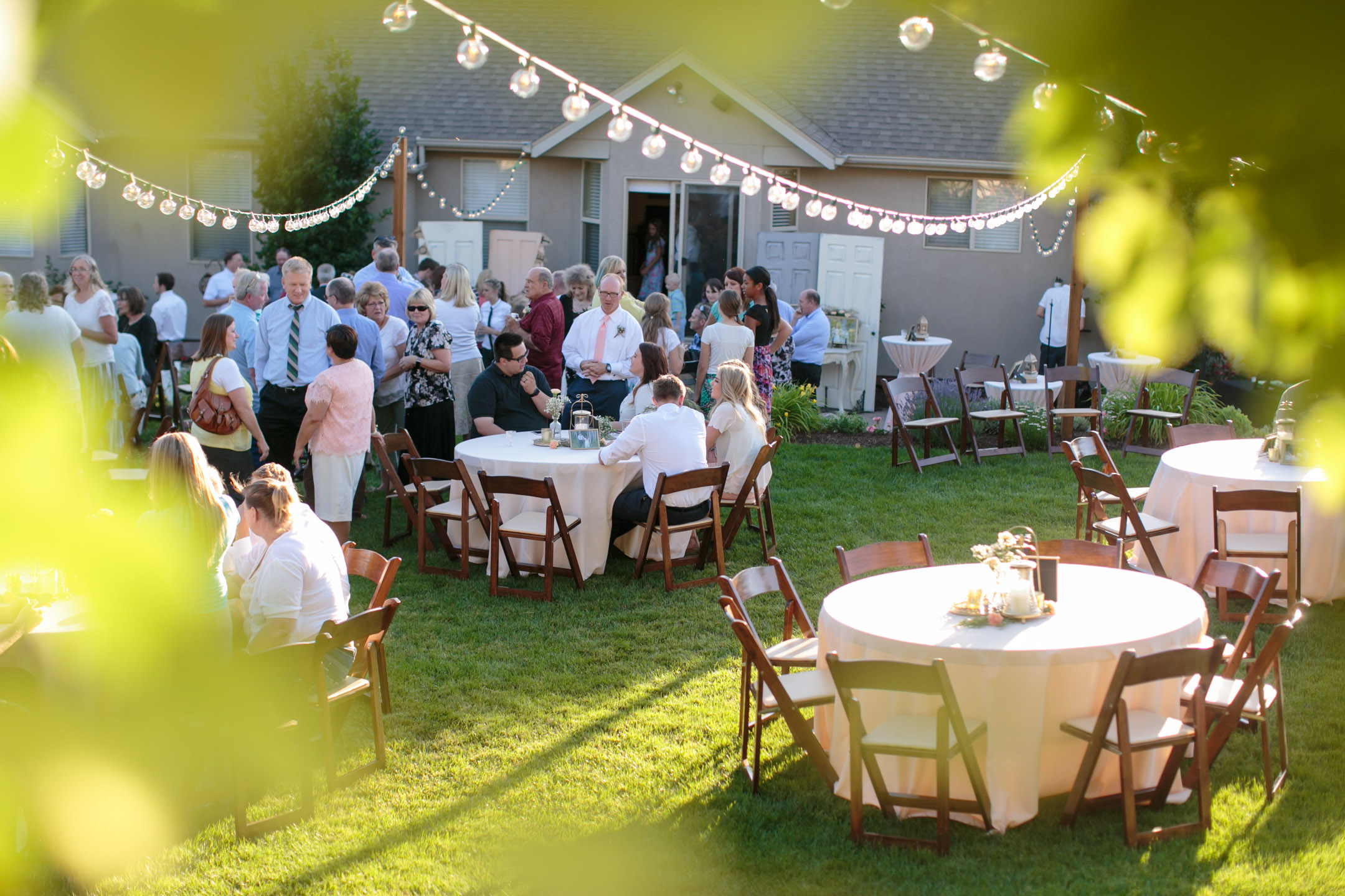 EK-Studios-Utah-Wedding-Photographers-Salt-Lake-Temple-Wedding-Photography-backyard-reception052-Blog