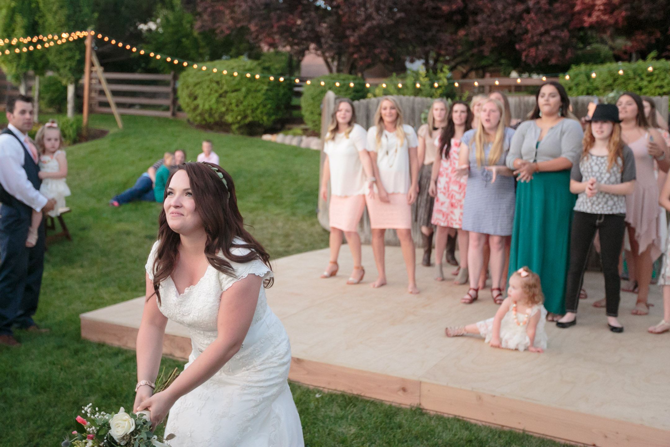 EK-Studios-Utah-Wedding-Photographers-Salt-Lake-Temple-Wedding-Photography-backyard-reception059-Blog