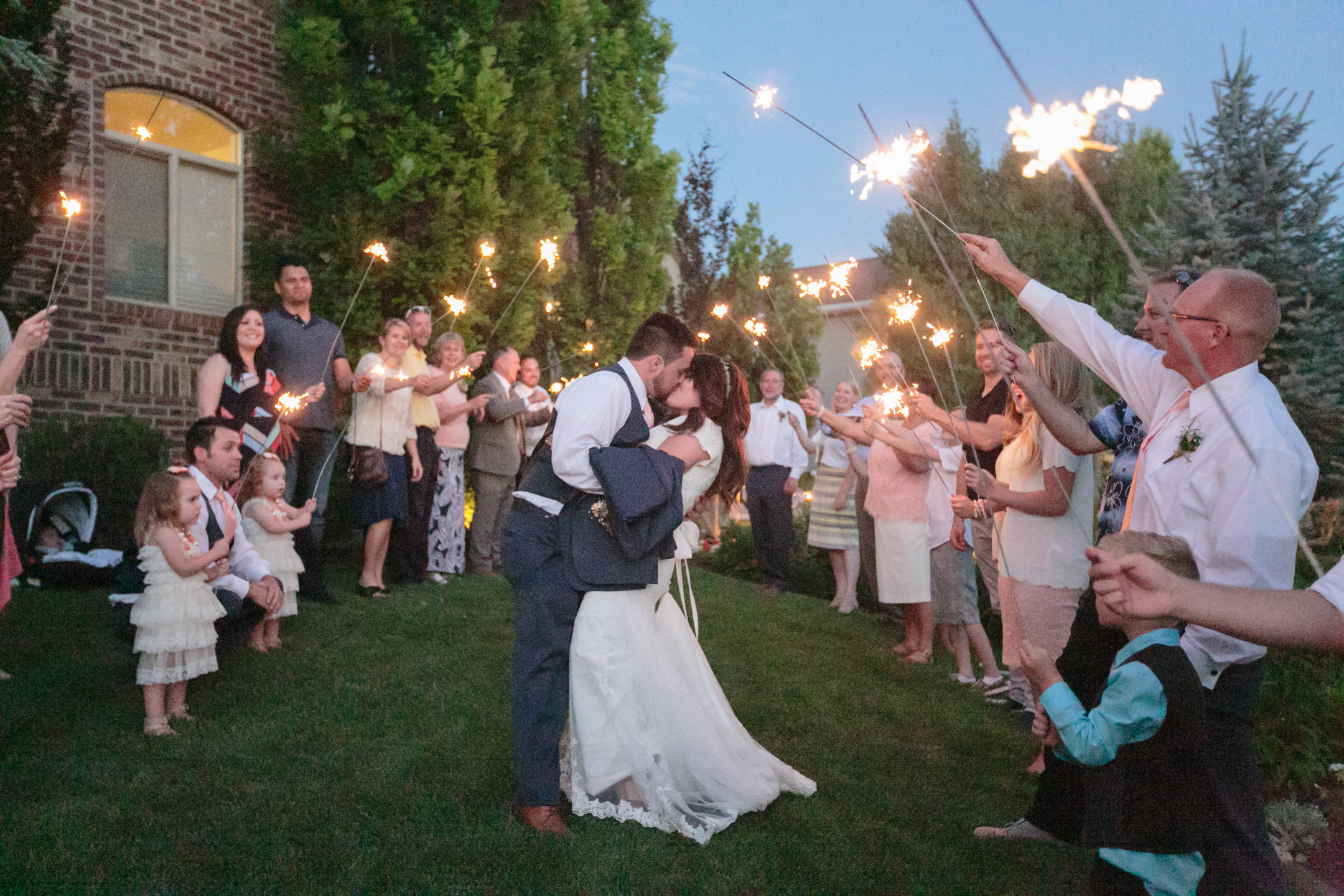EK-Studios-Utah-Wedding-Photographers-Salt-Lake-Temple-Wedding-Photography-backyard-reception076-Blog