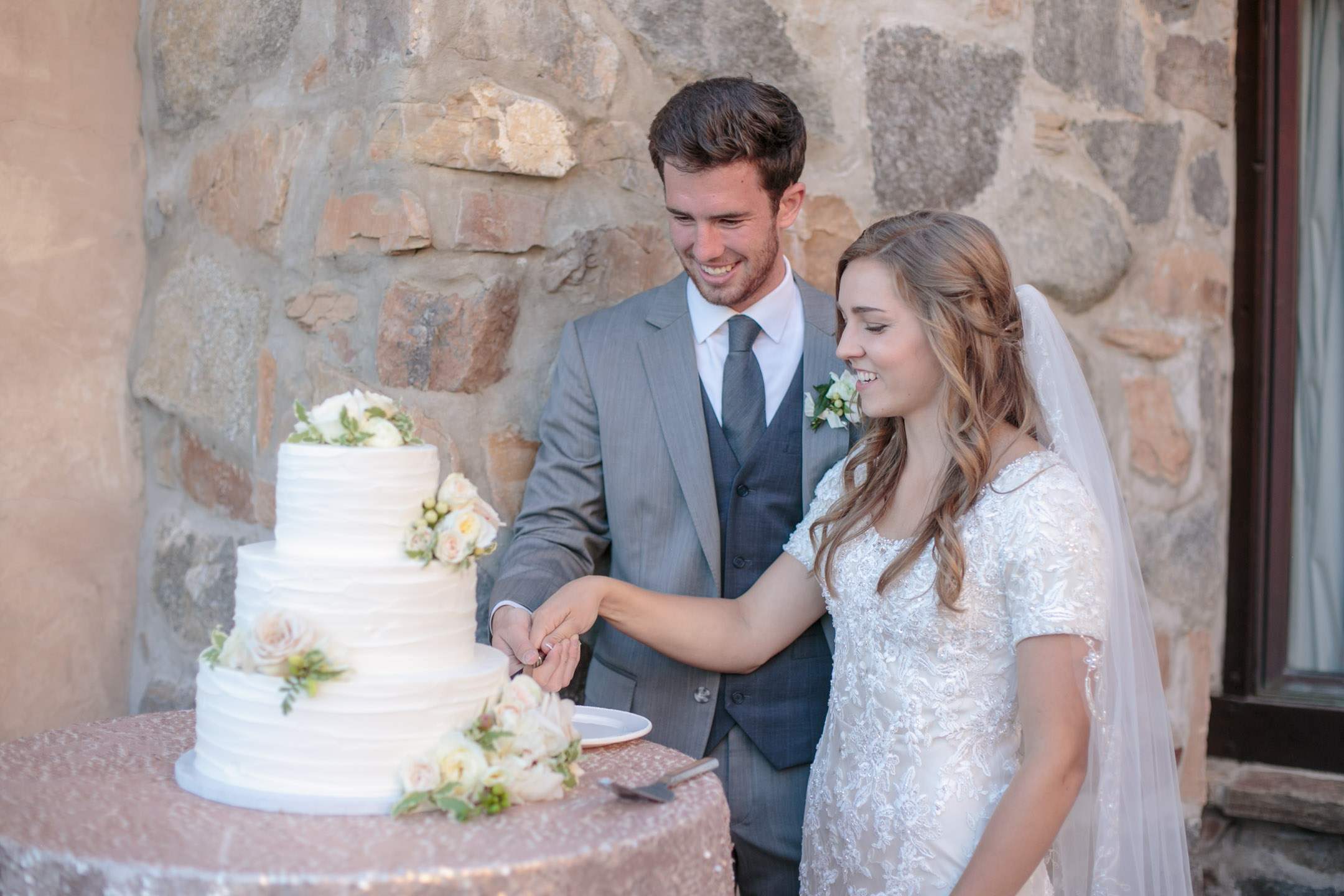 EK-Studios-Utah-Wedding-Photographers-Salt-Lake-Temple-Wedding-Reception-Park-City-Photography038-Blog