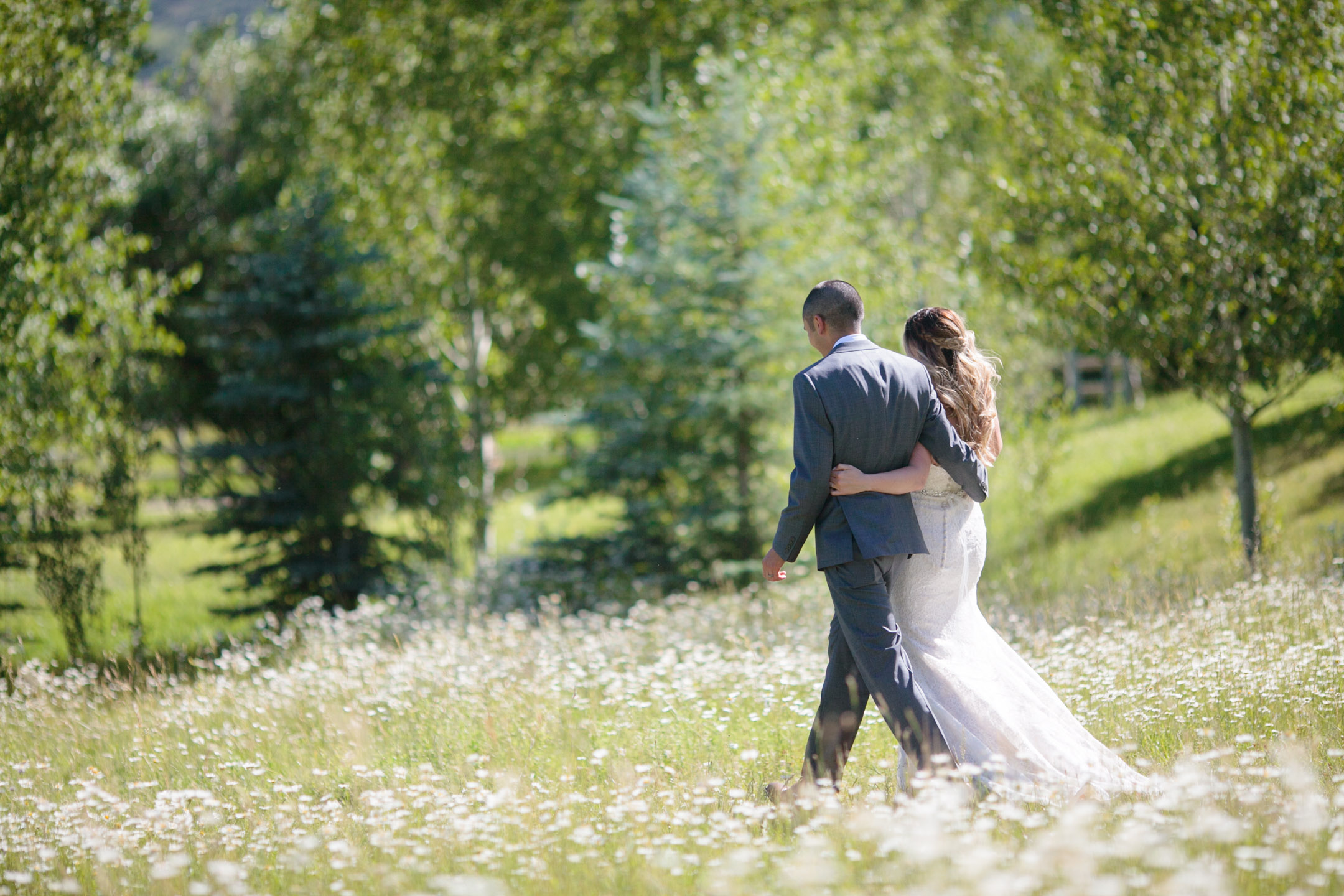 EK-Studios-Utah-Wedding-Photographers-Red-Cliff-Ranch-Wedding-in-a-barn-utah027-Blog