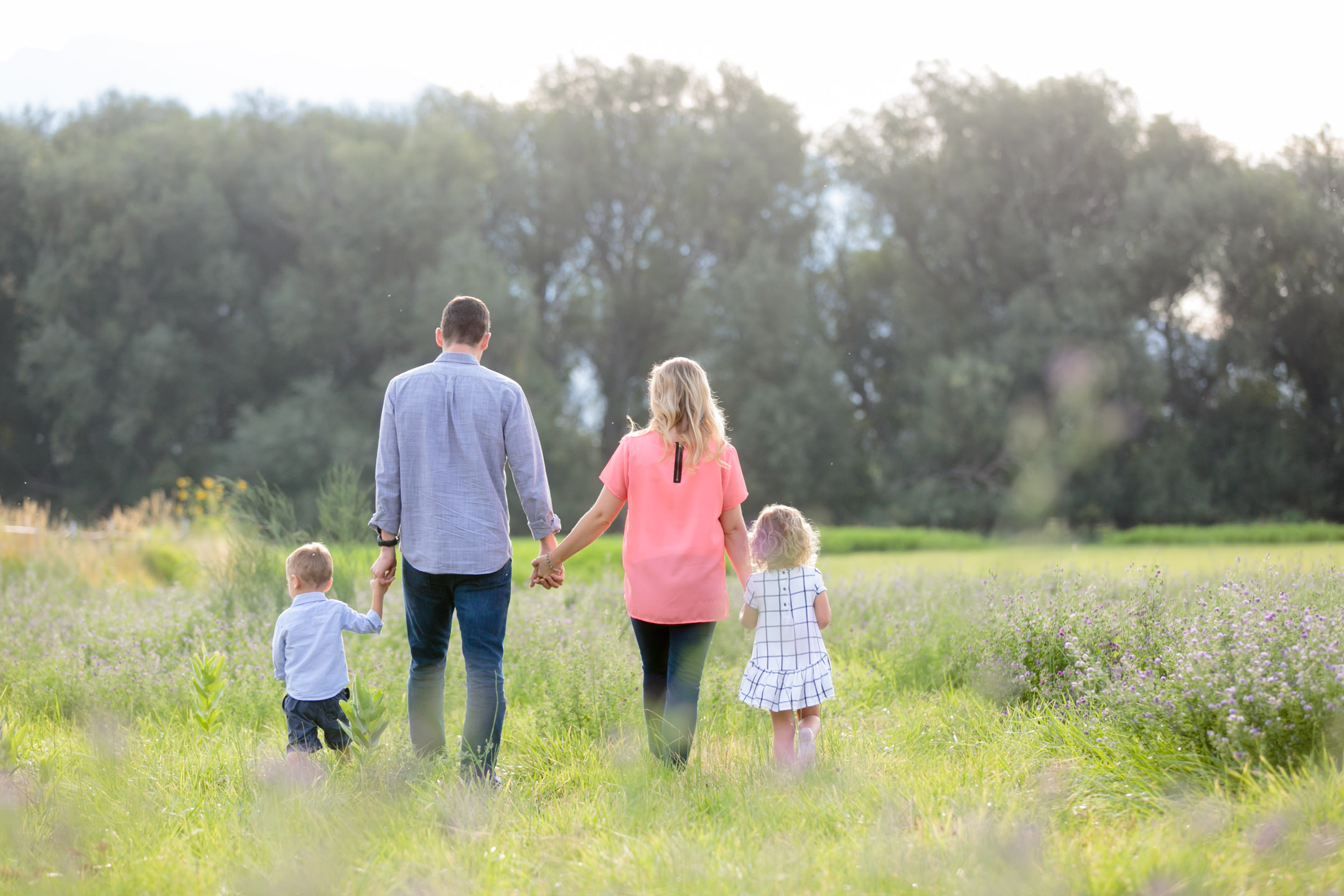 EK-Studios-Utah-Wedding-Photographers-Family-Photography-Utah-summer-field-young-kids001-Blog