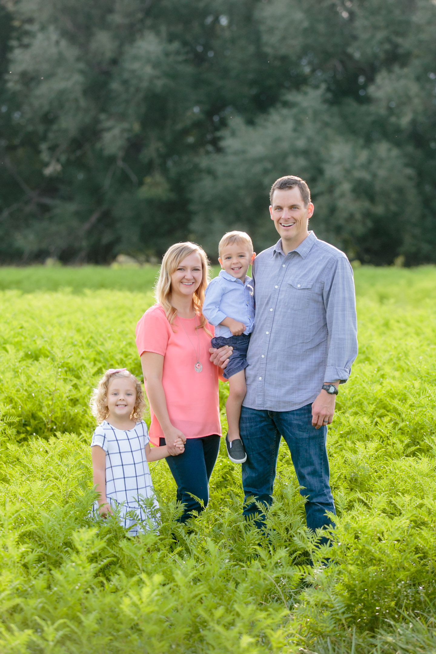 EK-Studios-Utah-Wedding-Photographers-Family-Photography-Utah-summer-field-young-kids003-Blog