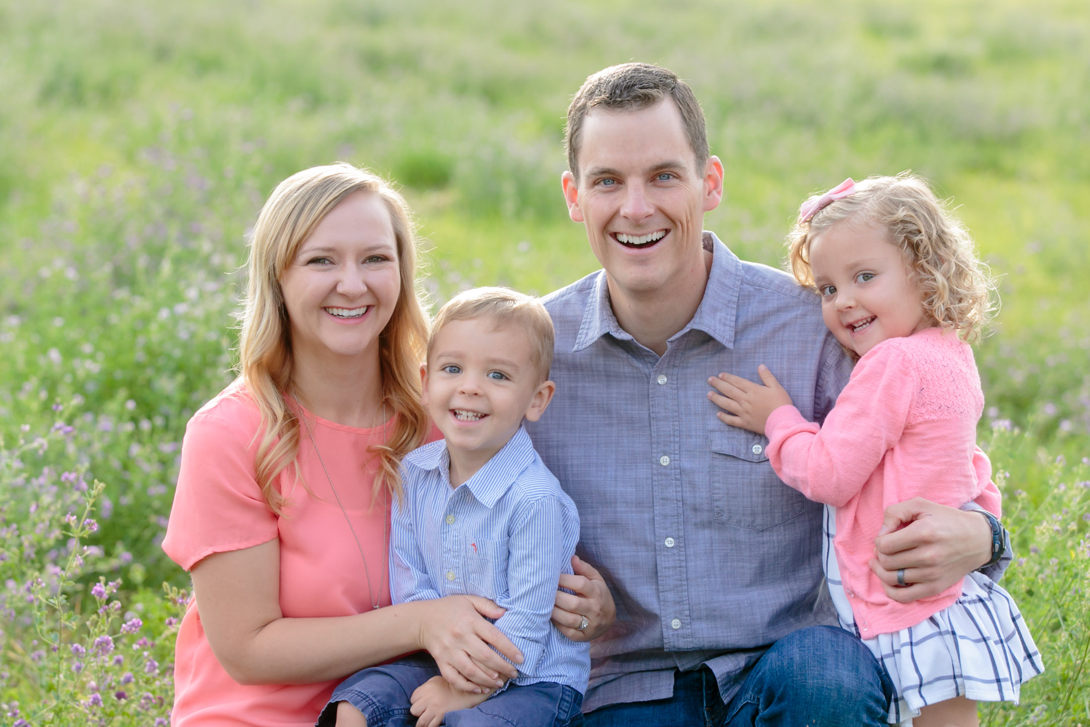 EK-Studios-Utah-Wedding-Photographers-Family-Photography-Utah-summer-field-young-kids006-Blog
