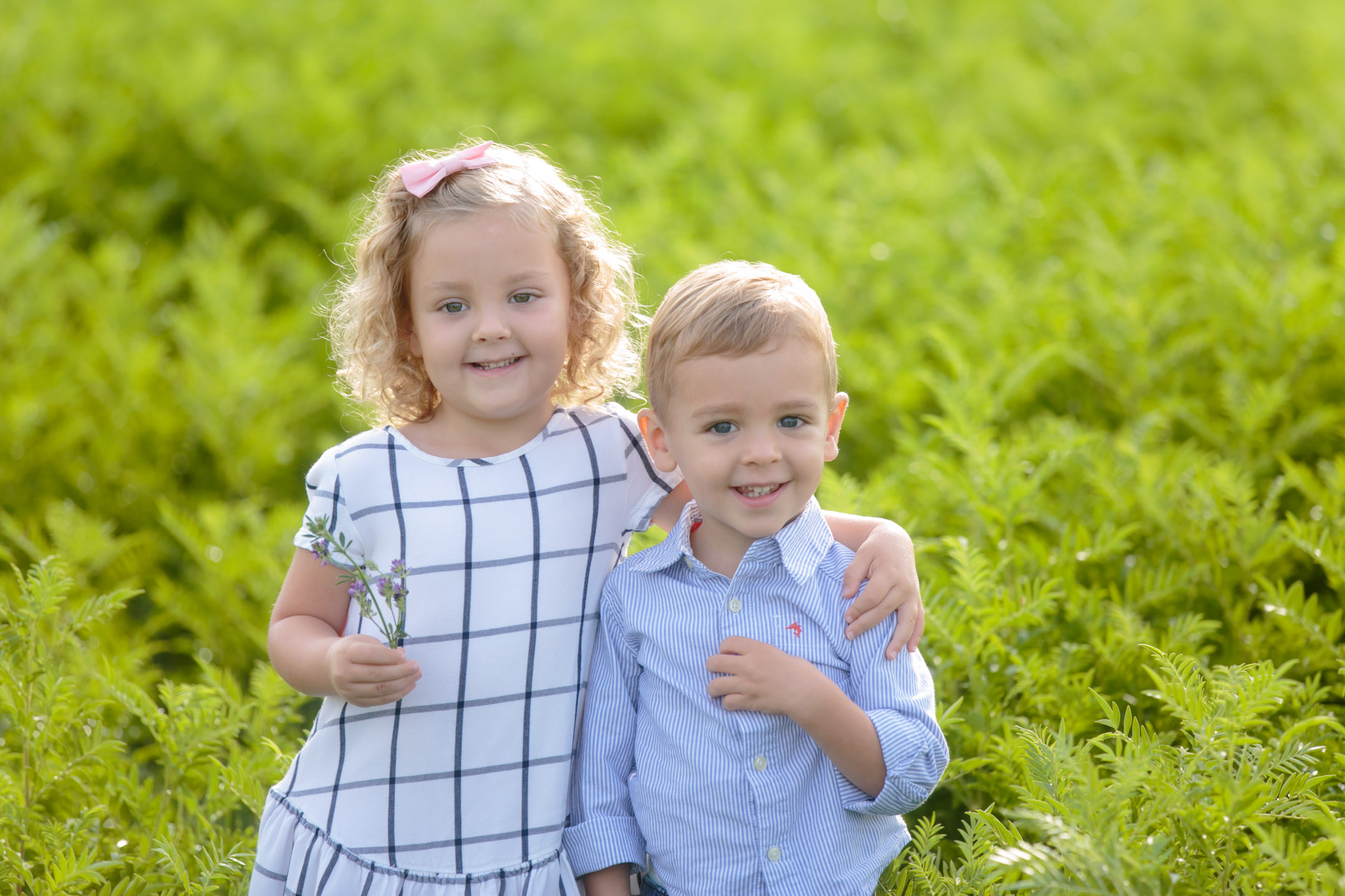 EK-Studios-Utah-Wedding-Photographers-Family-Photography-Utah-summer-field-young-kids012-Blog