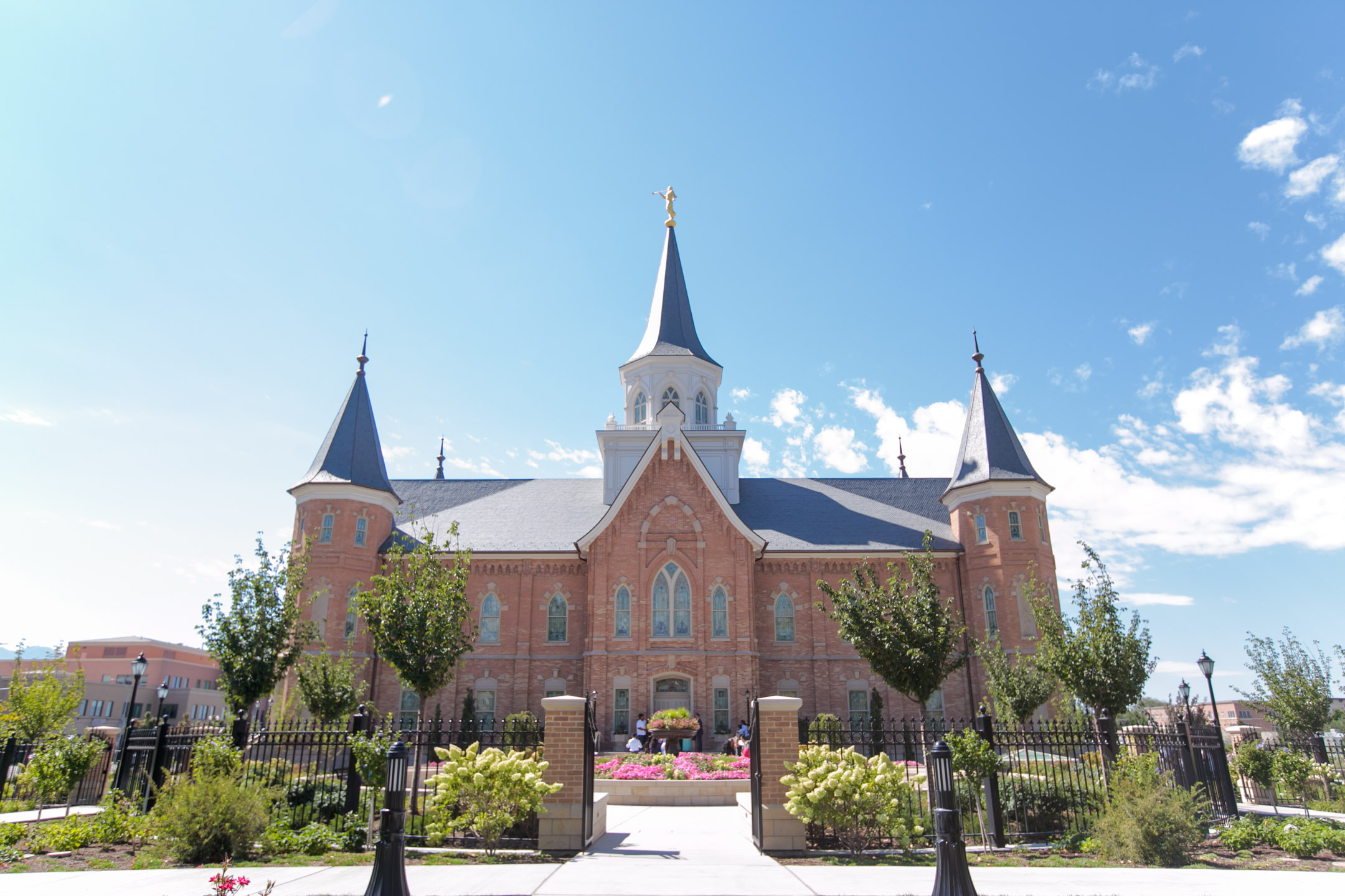 EK-Studios-Utah-Wedding-Photographers-Provo-City-Center-Temple-Wedding-Photography003-Blog