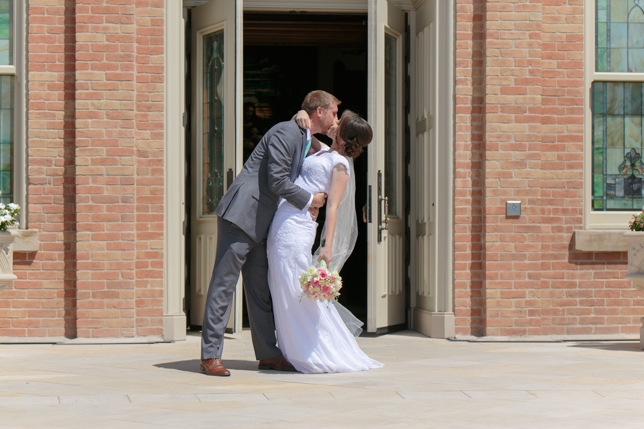 EK-Studios-Utah-Wedding-Photographers-Provo-City-Center-Temple-Wedding-Photography008-Blog