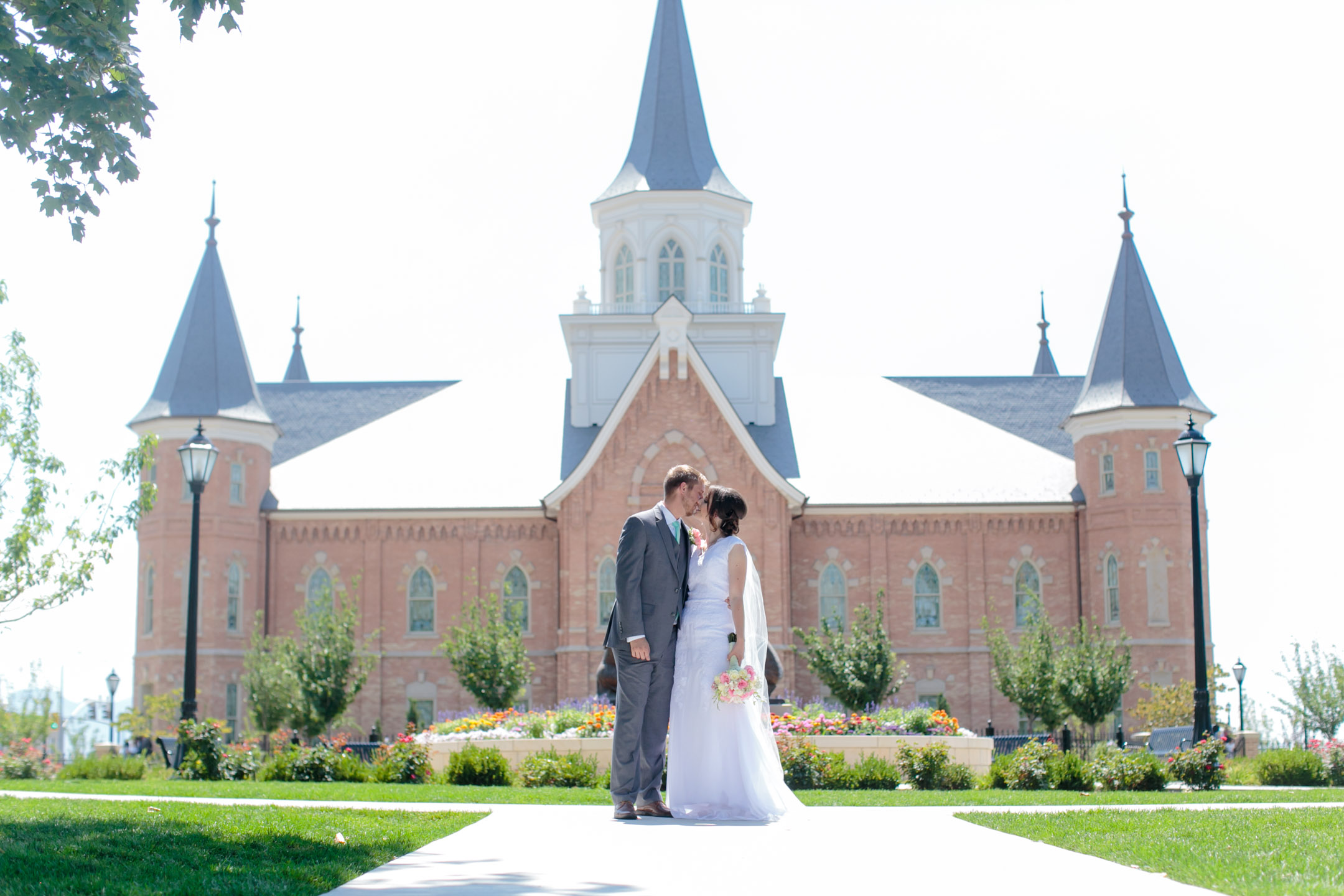EK-Studios-Utah-Wedding-Photographers-Provo-City-Center-Temple-Wedding-Photography016-Blog