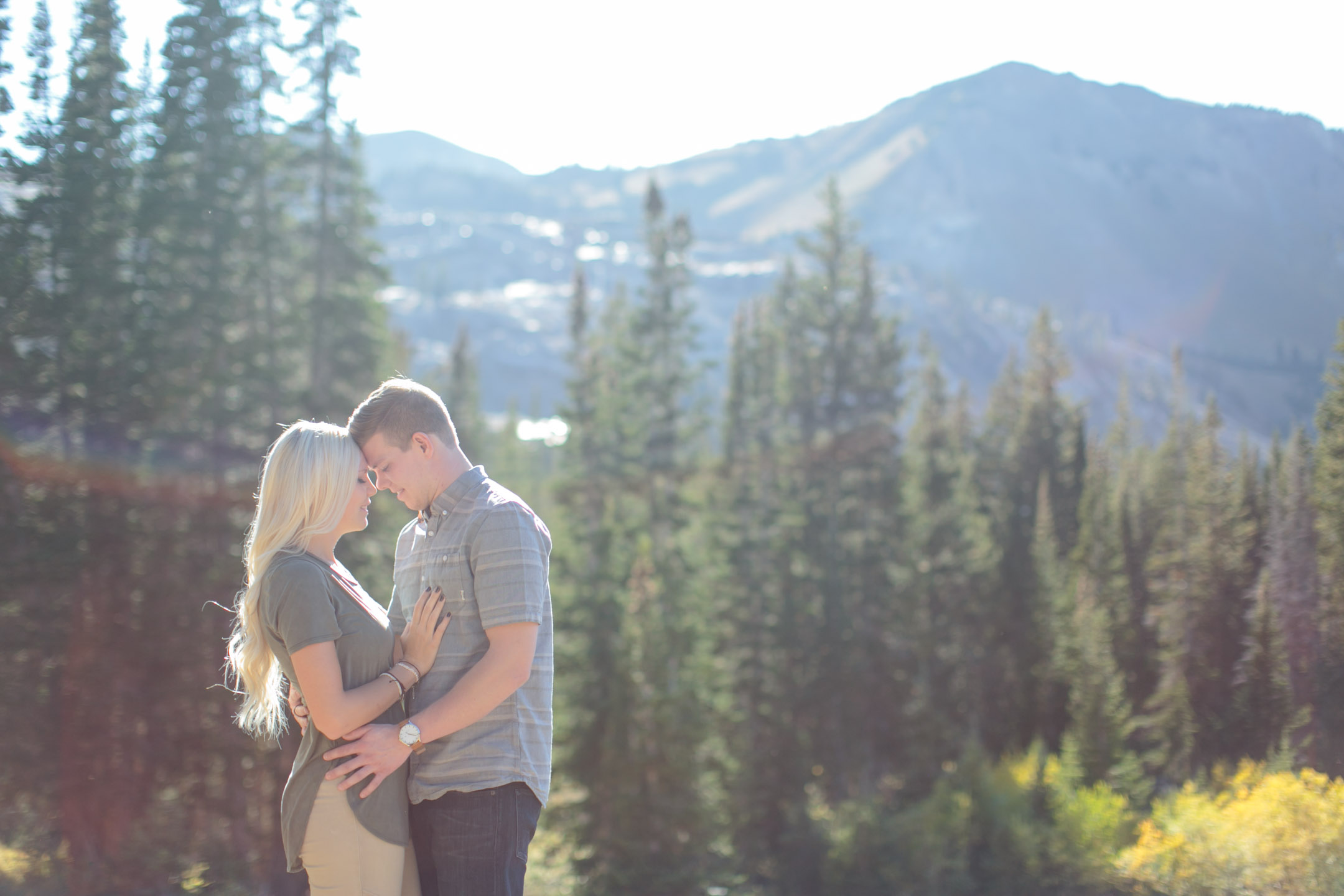 EK-Studios-Utah-Wedding-Photographers-Engagements-mountains-pines001-Blog