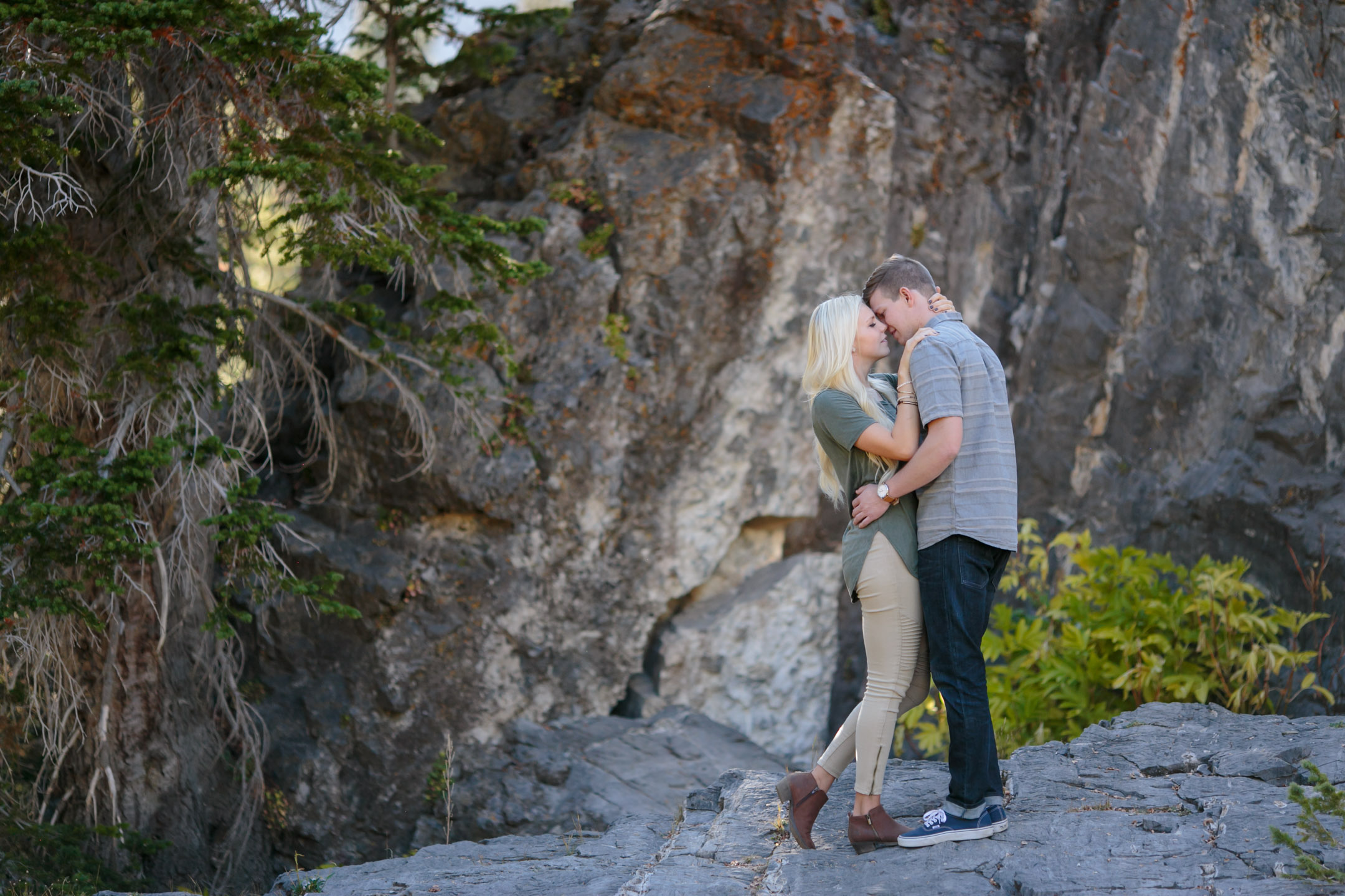 EK-Studios-Utah-Wedding-Photographers-Engagements-mountains-pines007-Blog