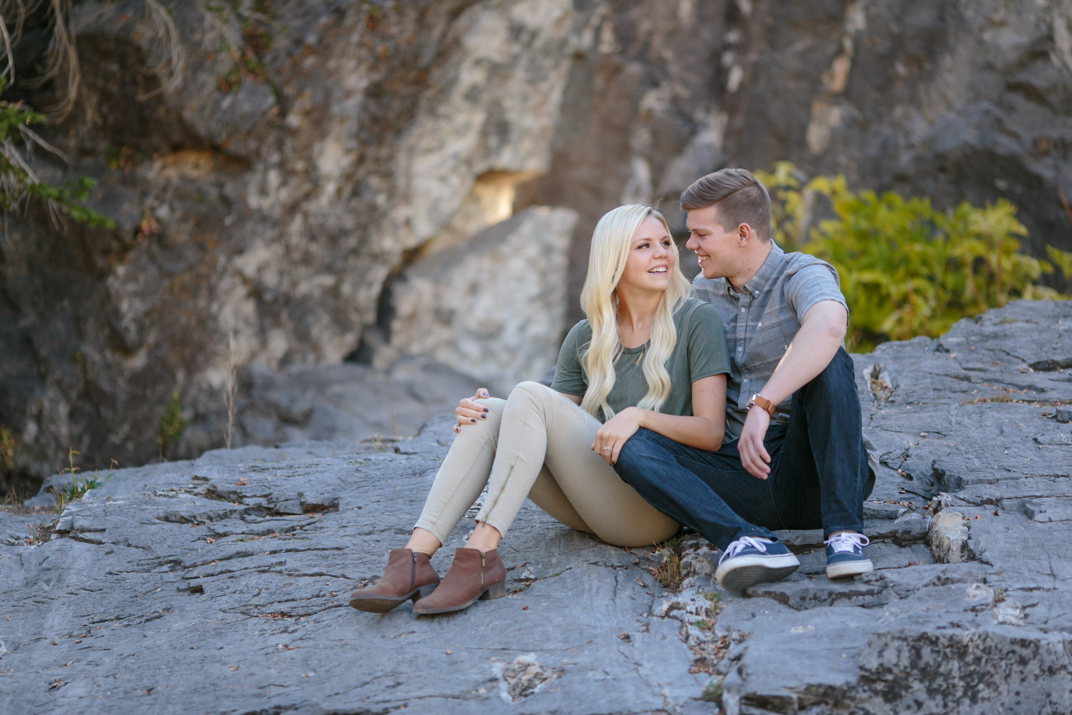 EK-Studios-Utah-Wedding-Photographers-Engagements-mountains-pines013-Blog