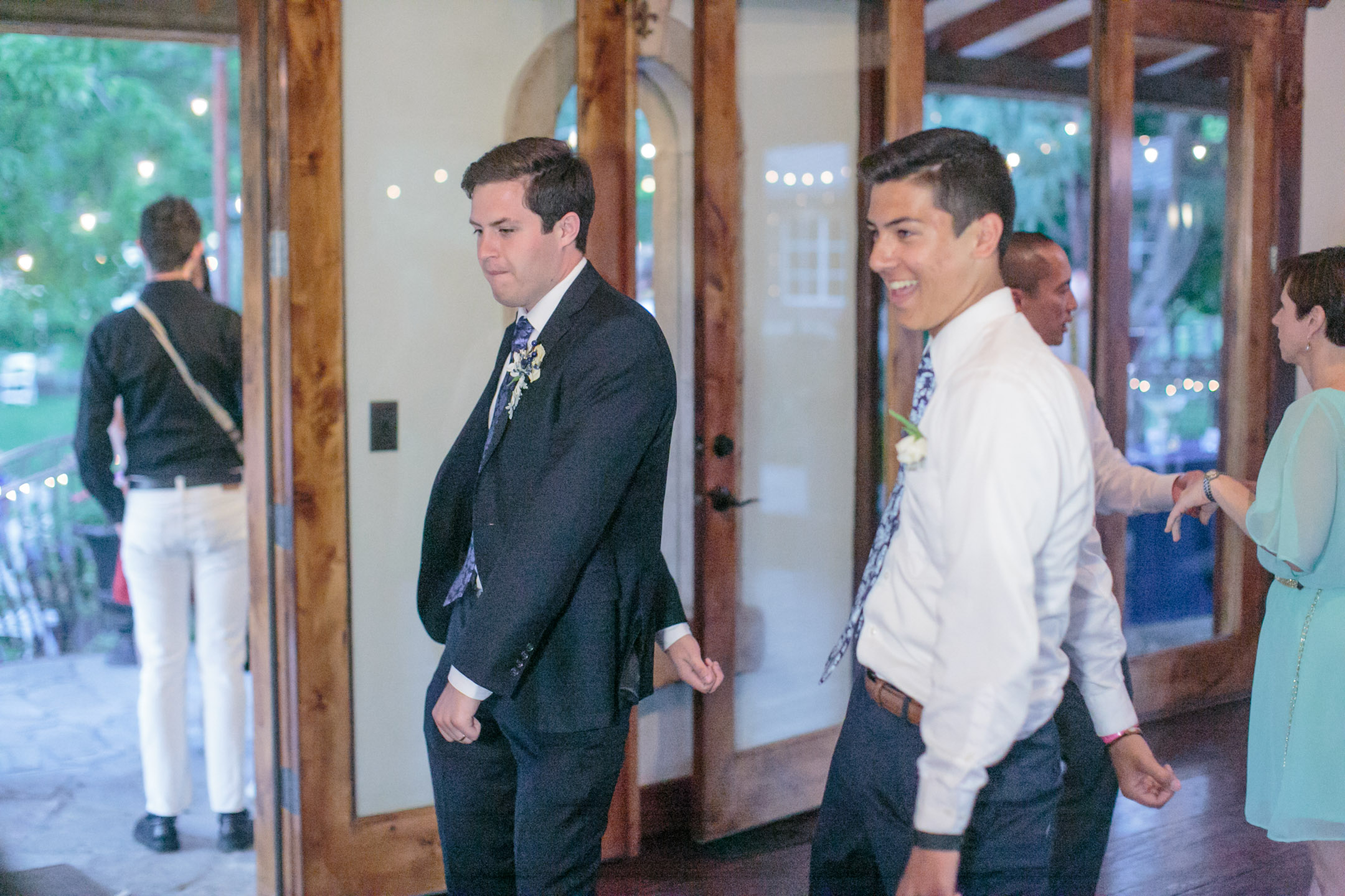 Timpanogos-Temple-Wedding-Photography-Utah-Wedding-Photographers-EK-Studios-Photo-Video040-Blog