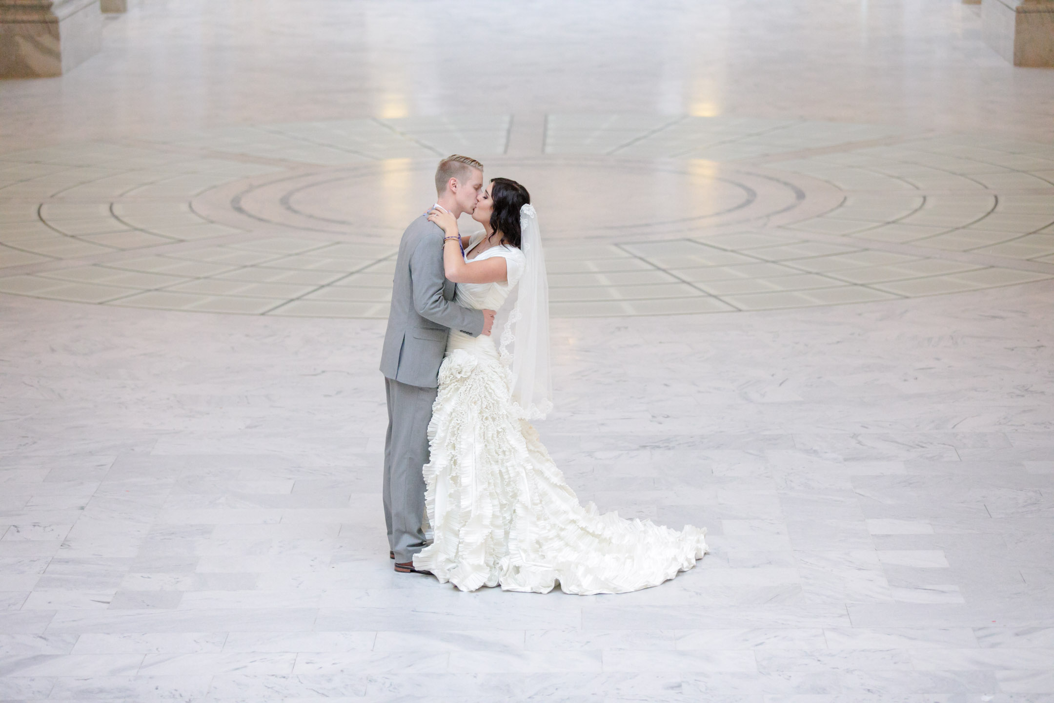 Salt-Lake-utah-Photography-Classy-BridalsEK-Studios-Utah-Wedding-Photographers-017-Blog