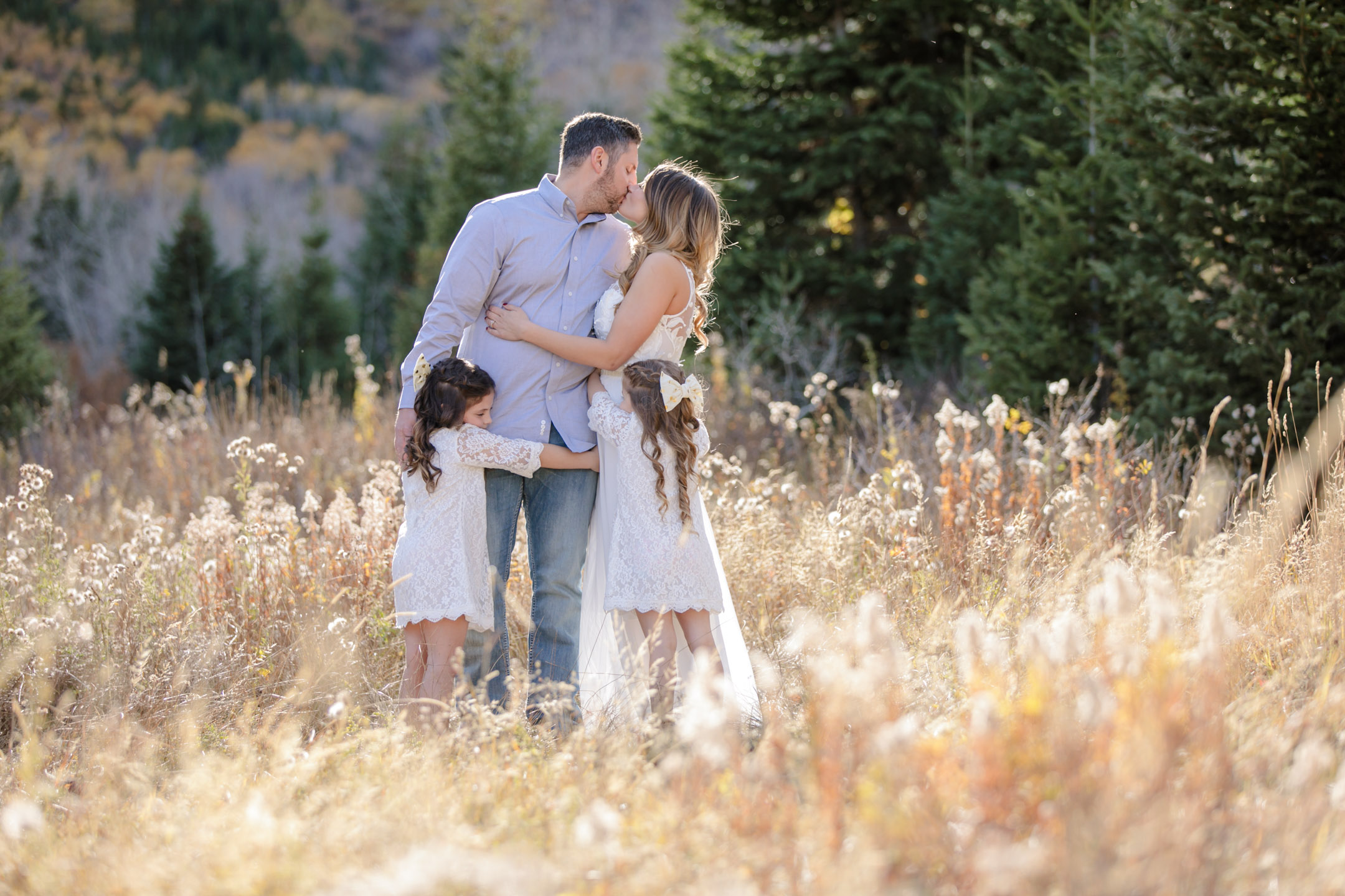 EK-Studios-Photo-Video-Utah-Family-Photographers-Cute-Fall-Family-Photos-mountians025-Blog