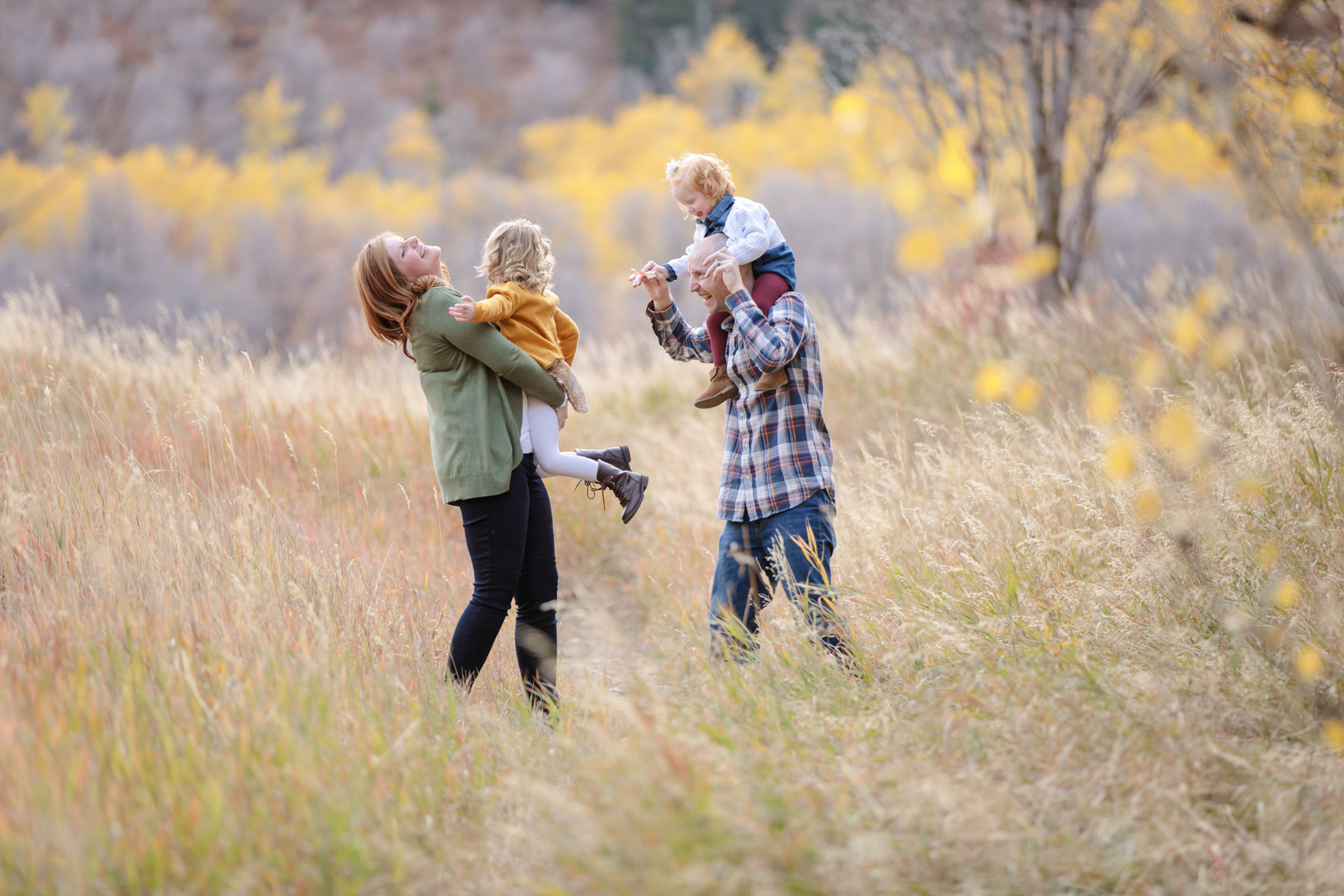 EK-Studios-Utah-Wedding-Photographers-Fun-Fall-Family-Photos017-Blog