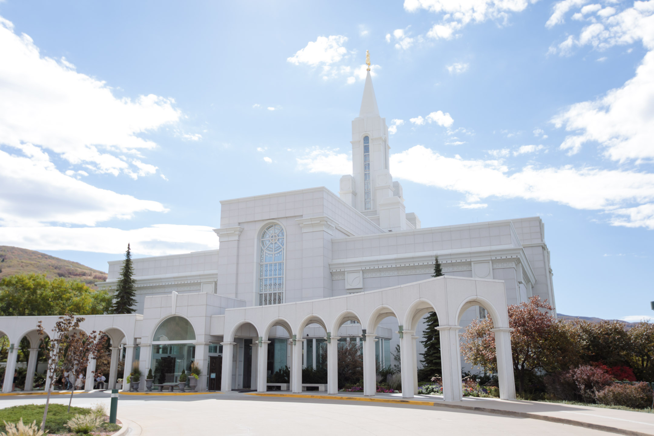 Bountiful-Temple-Wedding-Elegant-Backyard-receptionEK-Studios-Utah-Wedding-Photographers-001-Blog