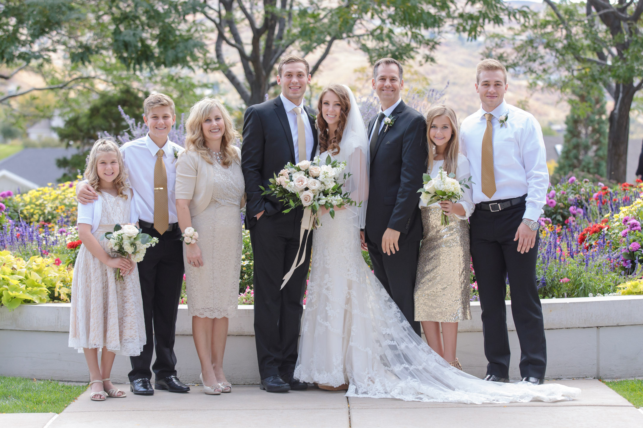 Bountiful-Temple-Wedding-Elegant-Backyard-receptionEK-Studios-Utah-Wedding-Photographers-008-Blog