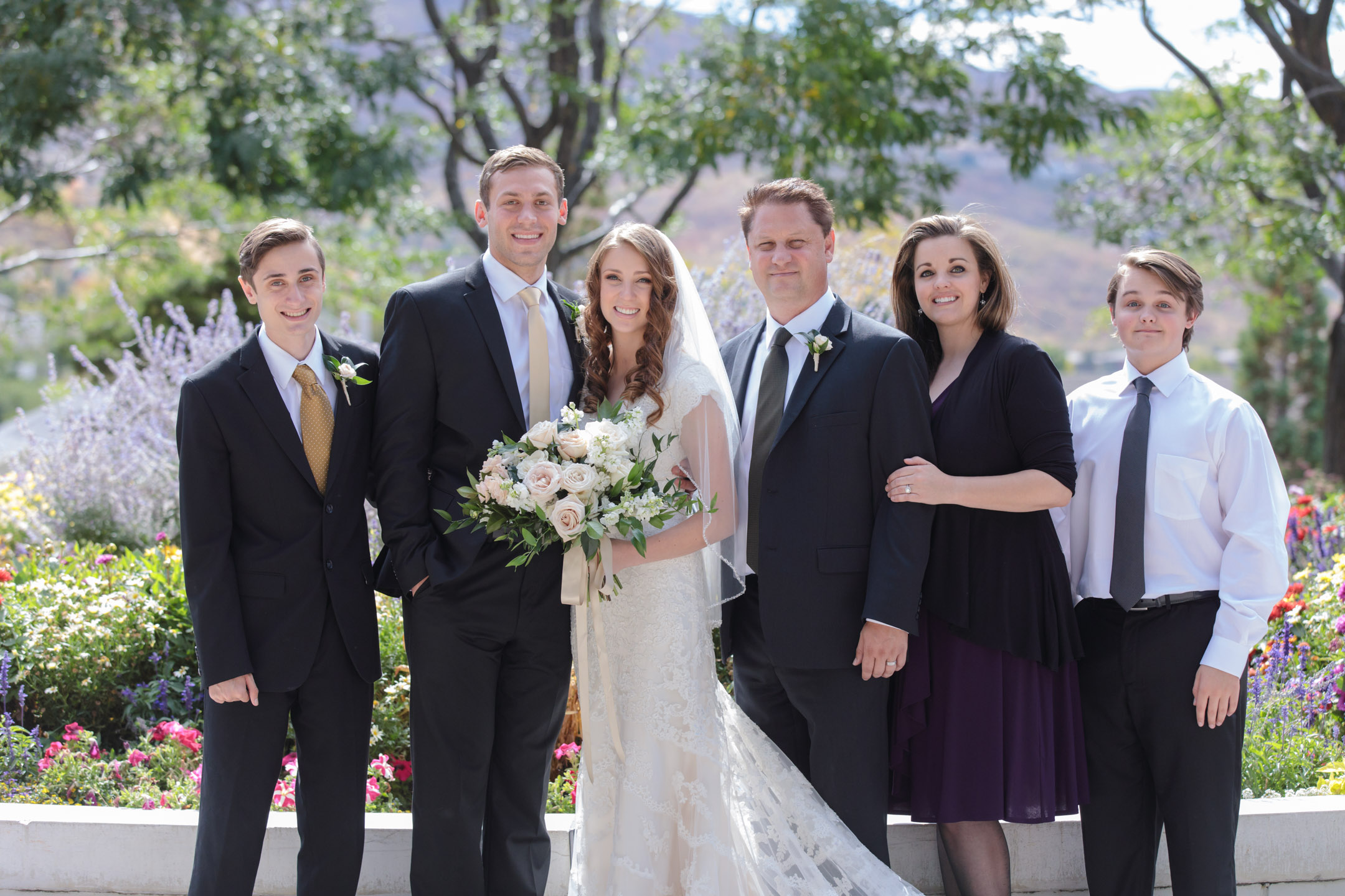 Bountiful-Temple-Wedding-Elegant-Backyard-receptionEK-Studios-Utah-Wedding-Photographers-012-Blog