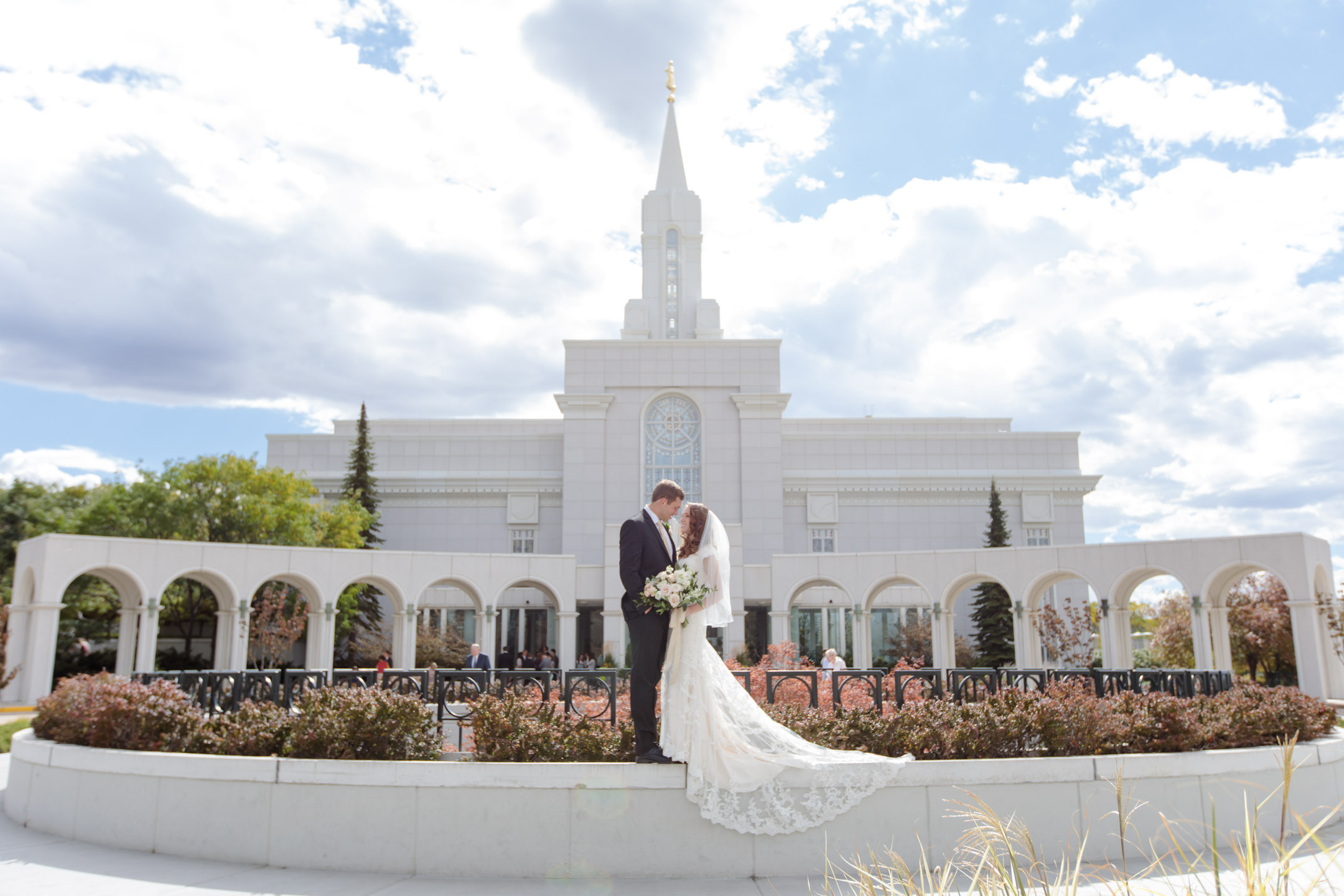Bountiful-Temple-Wedding-Elegant-Backyard-receptionEK-Studios-Utah-Wedding-Photographers-013-Blog