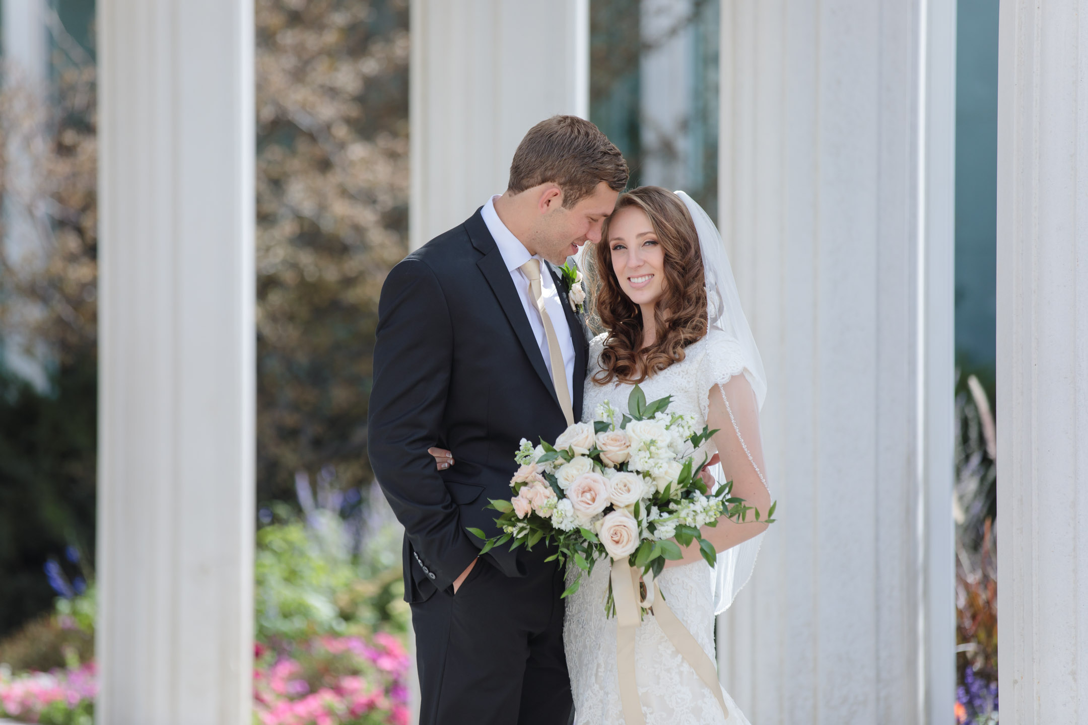 Bountiful-Temple-Wedding-Elegant-Backyard-receptionEK-Studios-Utah-Wedding-Photographers-019-Blog