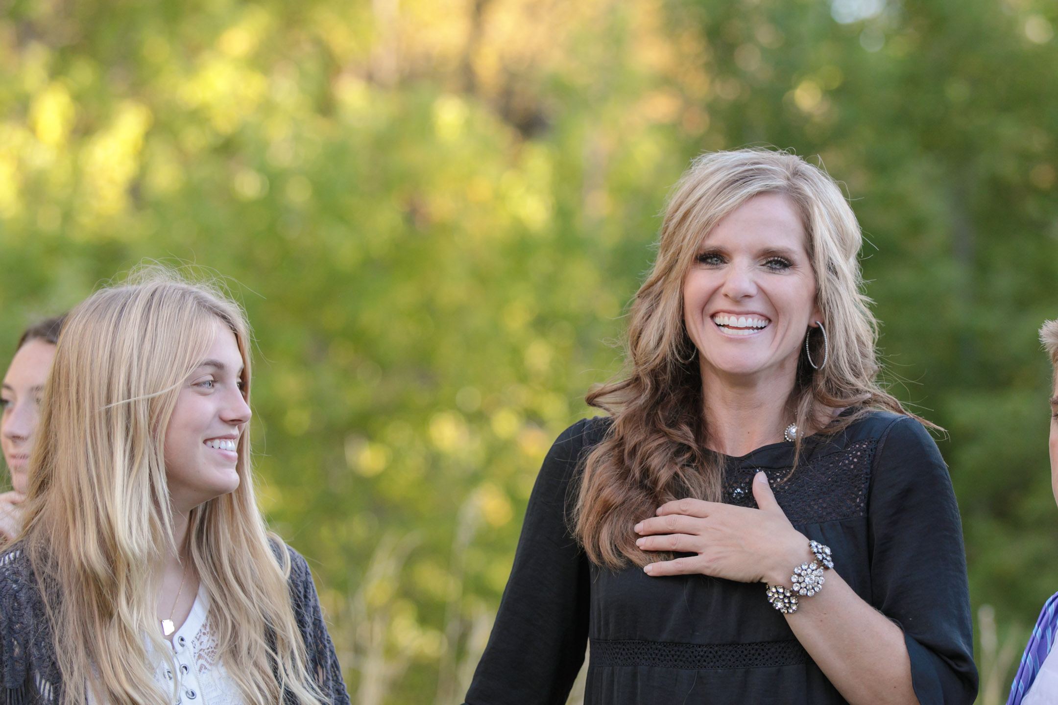 Bountiful-Temple-Wedding-Elegant-Backyard-receptionEK-Studios-Utah-Wedding-Photographers-032-Blog