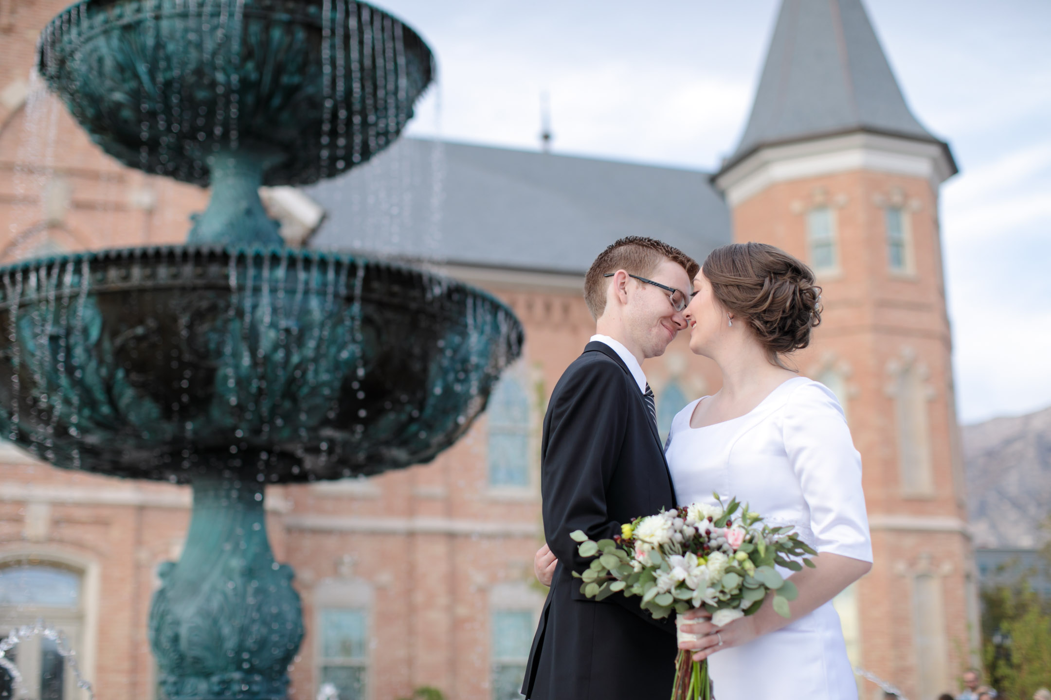 Provo-City-Center-Temple-Wedding-PhotographyEK-Studios-Utah-Wedding-Photographers-011-Blog