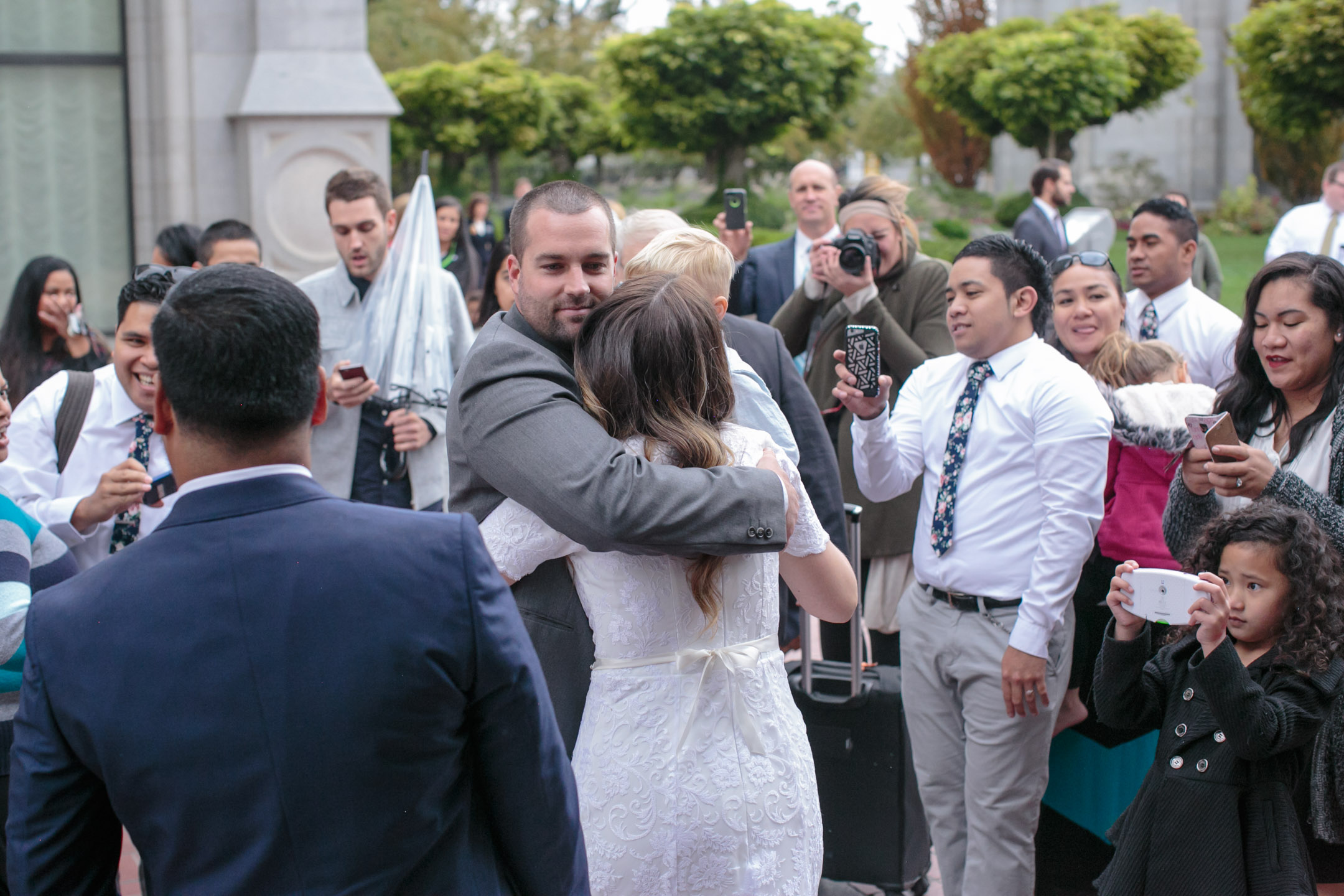 EK-Studios-Utah-Wedding-Photographers-Salt-Lake-City-Temple-Wedding-polynesian008-Blog