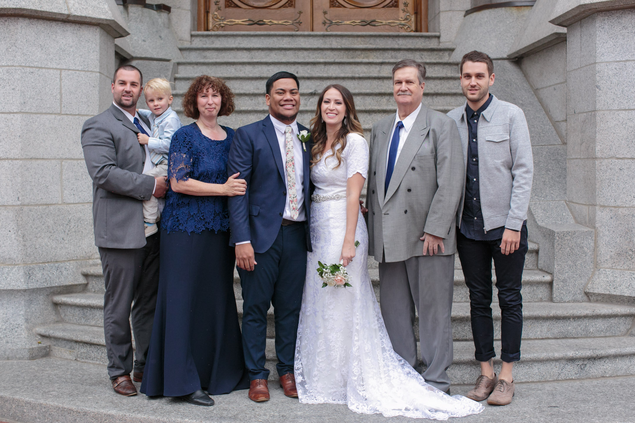EK-Studios-Utah-Wedding-Photographers-Salt-Lake-City-Temple-Wedding-polynesian013-Blog