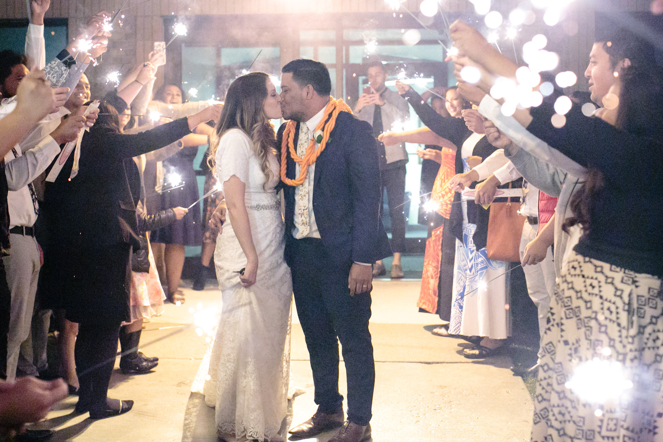 EK-Studios-Utah-Wedding-Photographers-Salt-Lake-City-Temple-Wedding-polynesian066-Blog