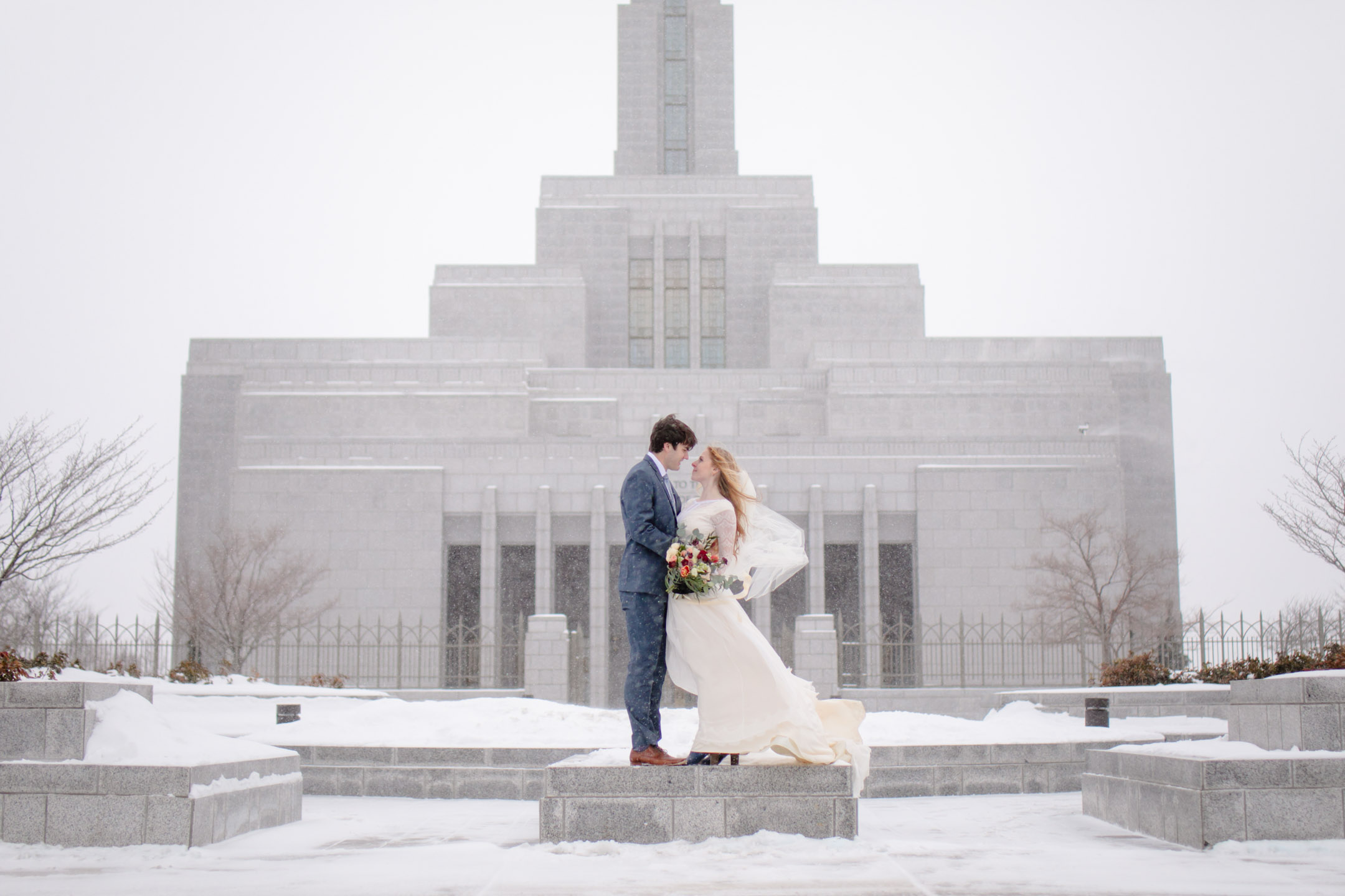 Snowy-Winter-Wedding-Draper-Temple-La-Jolla-Groves-Recpetion-Dinner-ProvoUtah-Wedding-Photographers-EK-Studios-Photo-Video018-Blog