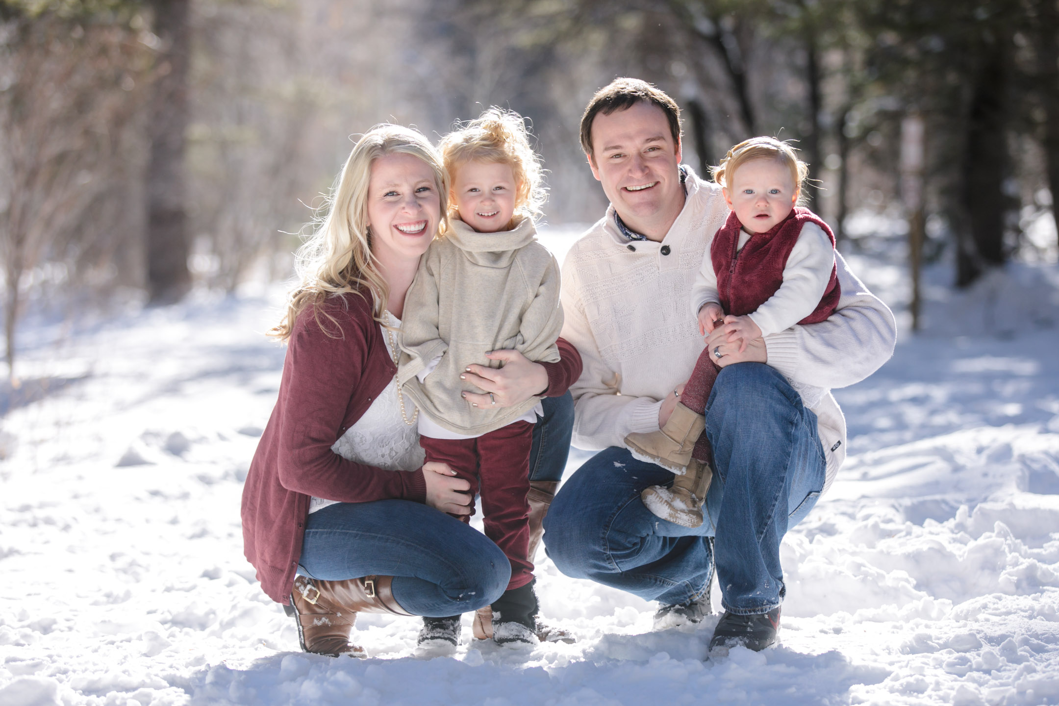 Winter-Family-Photos-Pines-snow-mountains-Utah-family-Photography-007-Blog