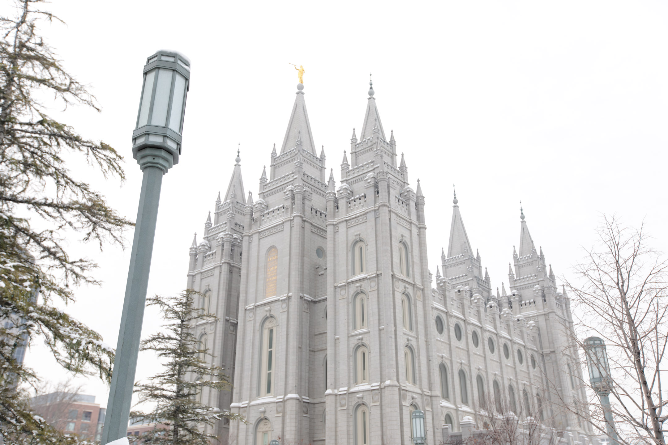 SLC-Temple-Winter-WeddingEK-Studios-Photo-Video-Utah-Wedding-Photographers-001-Blog