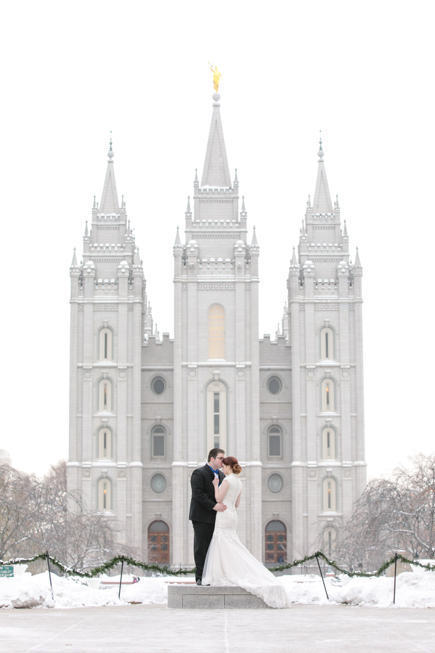 SLC-Temple-Winter-WeddingEK-Studios-Photo-Video-Utah-Wedding-Photographers-021-Blog