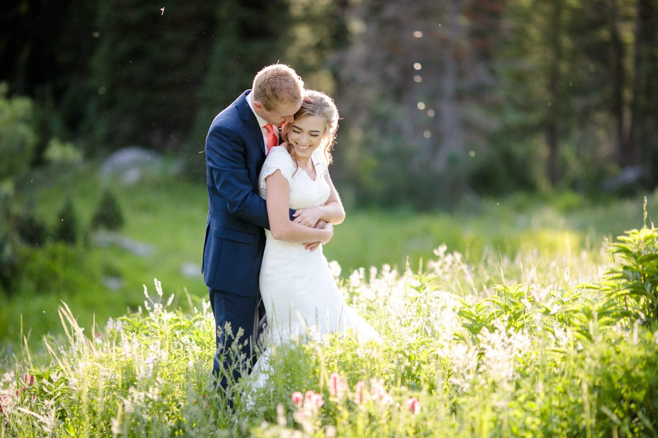 Bridals-in-wildflowers-mountains-utah-phtotography-1