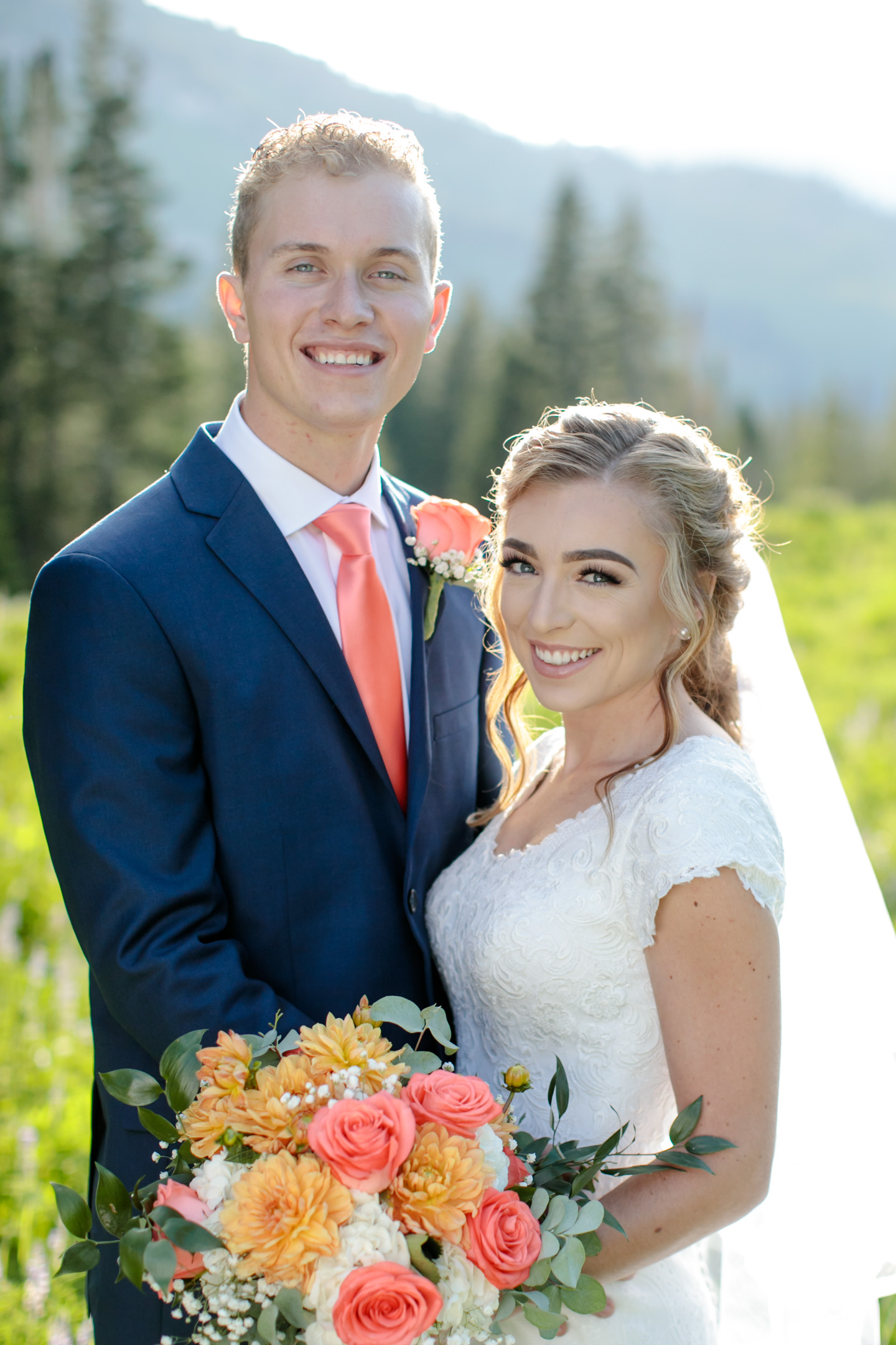 Bridals-in-wildflowers-mountains-utah-phtotography-2