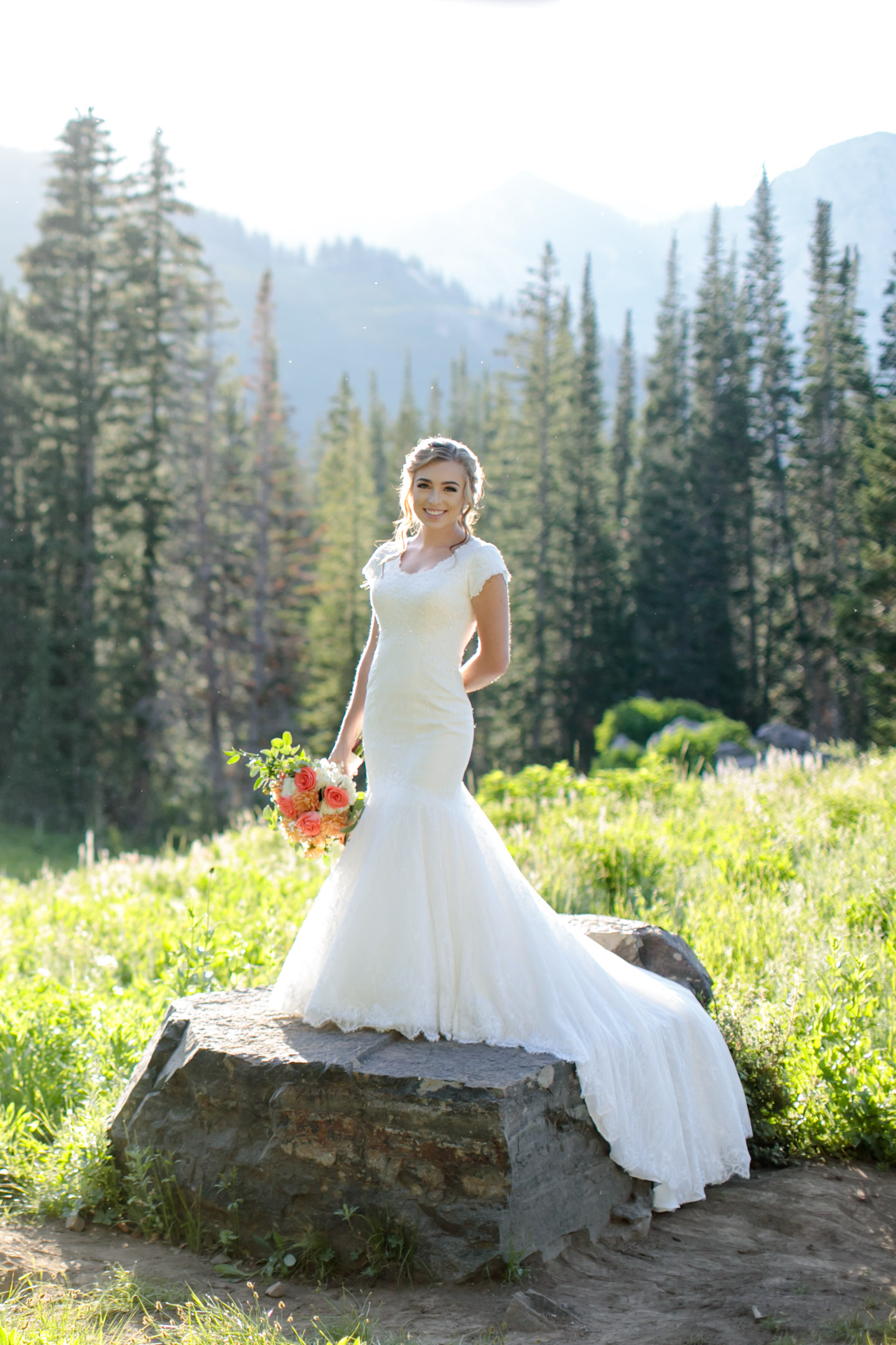 Bridals-in-wildflowers-mountains-utah-phtotography-28