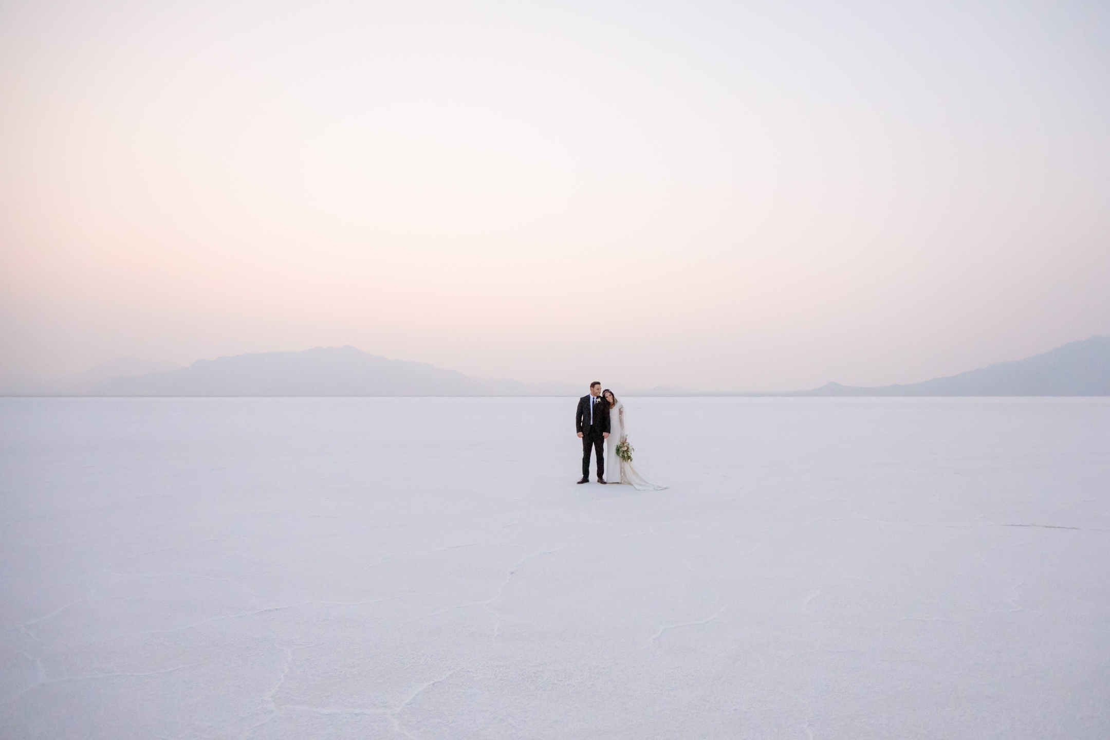 Salt-Flats-Bridal-photoshoot-romantic-12