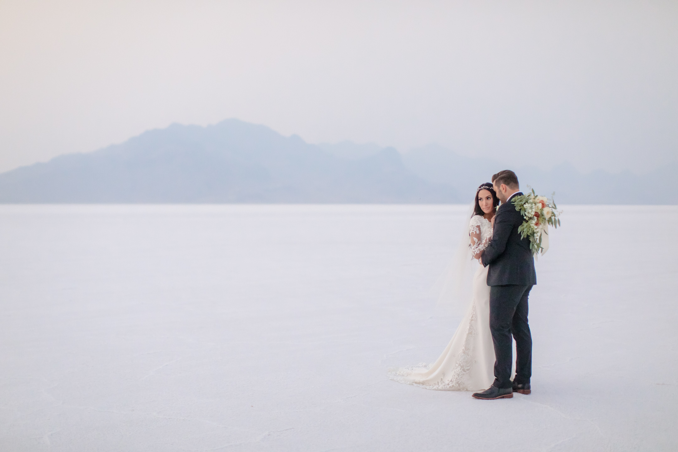 Salt-Flats-Bridal-photoshoot-romantic-4